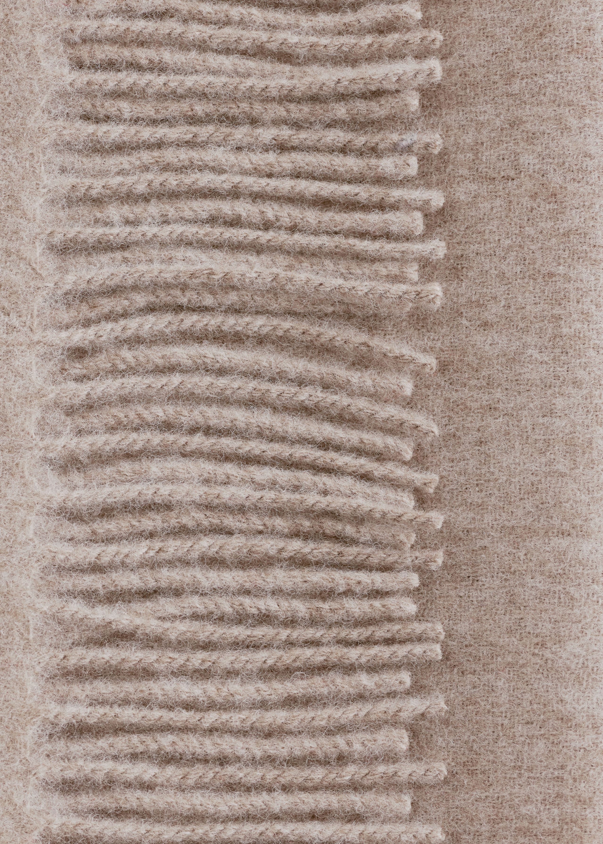 Deckenschal aus Wolle mit Fransen - {{variantName}} - Beschreibendes Detail