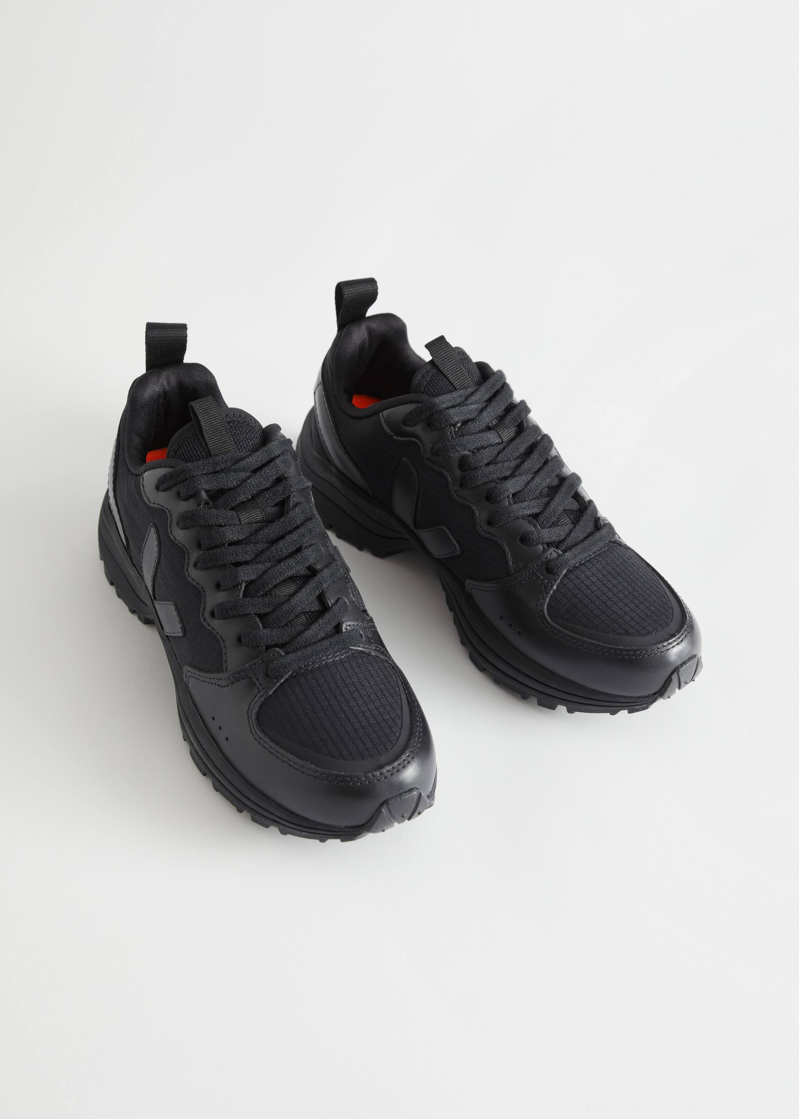 Veja Venturi - Beige - Still Life