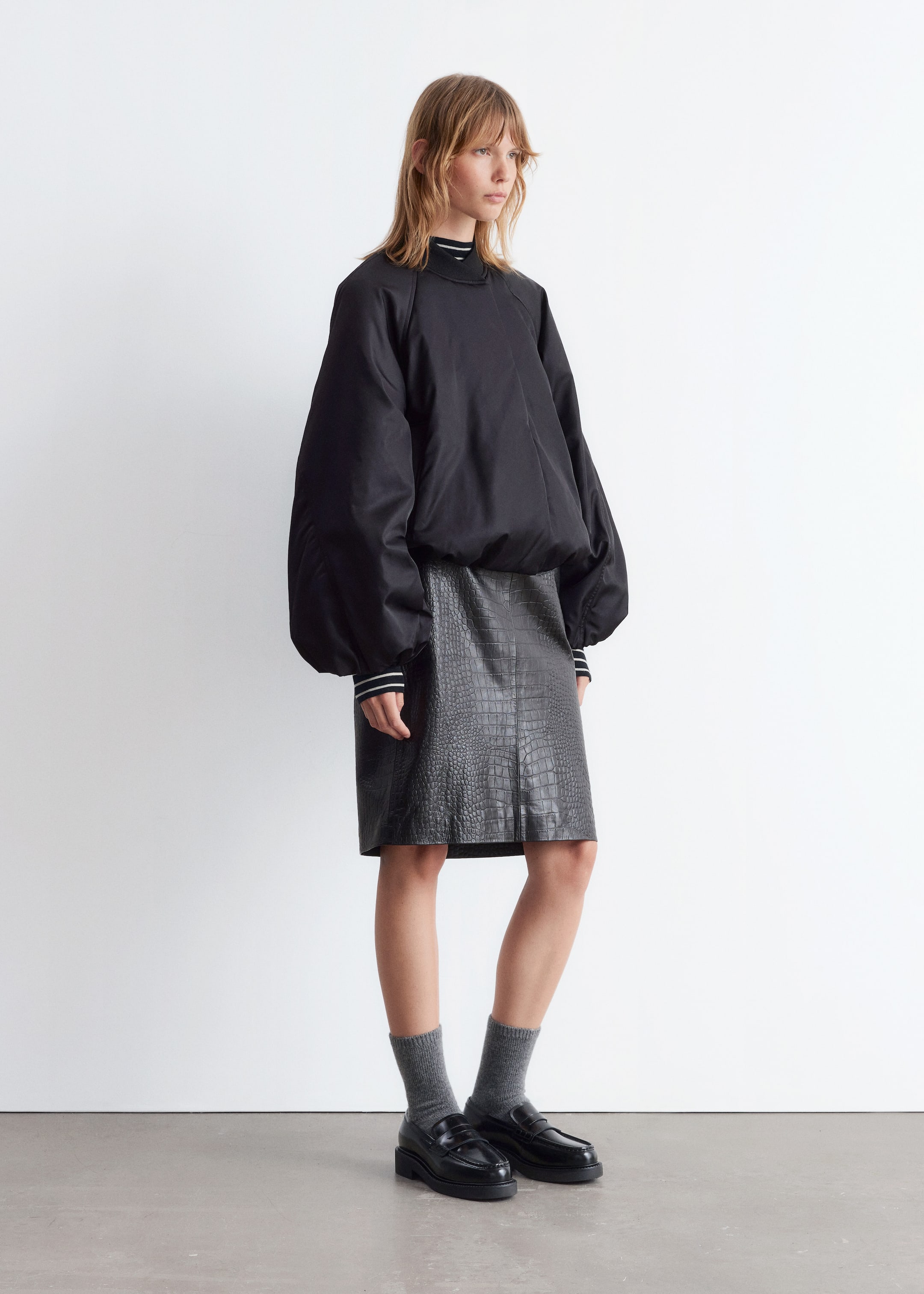 Agrandir l'image: Bomber à manches volumineuses - Noir - FEMME | H&M CH 5