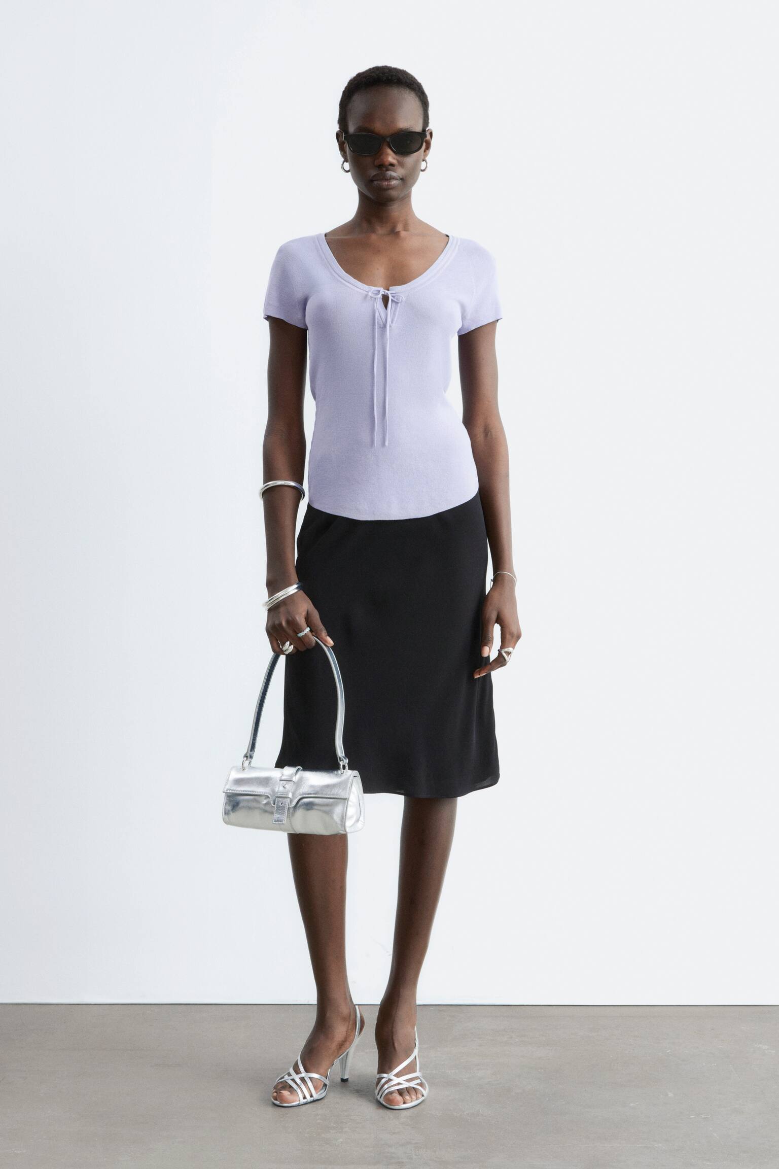 חצאית סליפ באורך הברך - 1