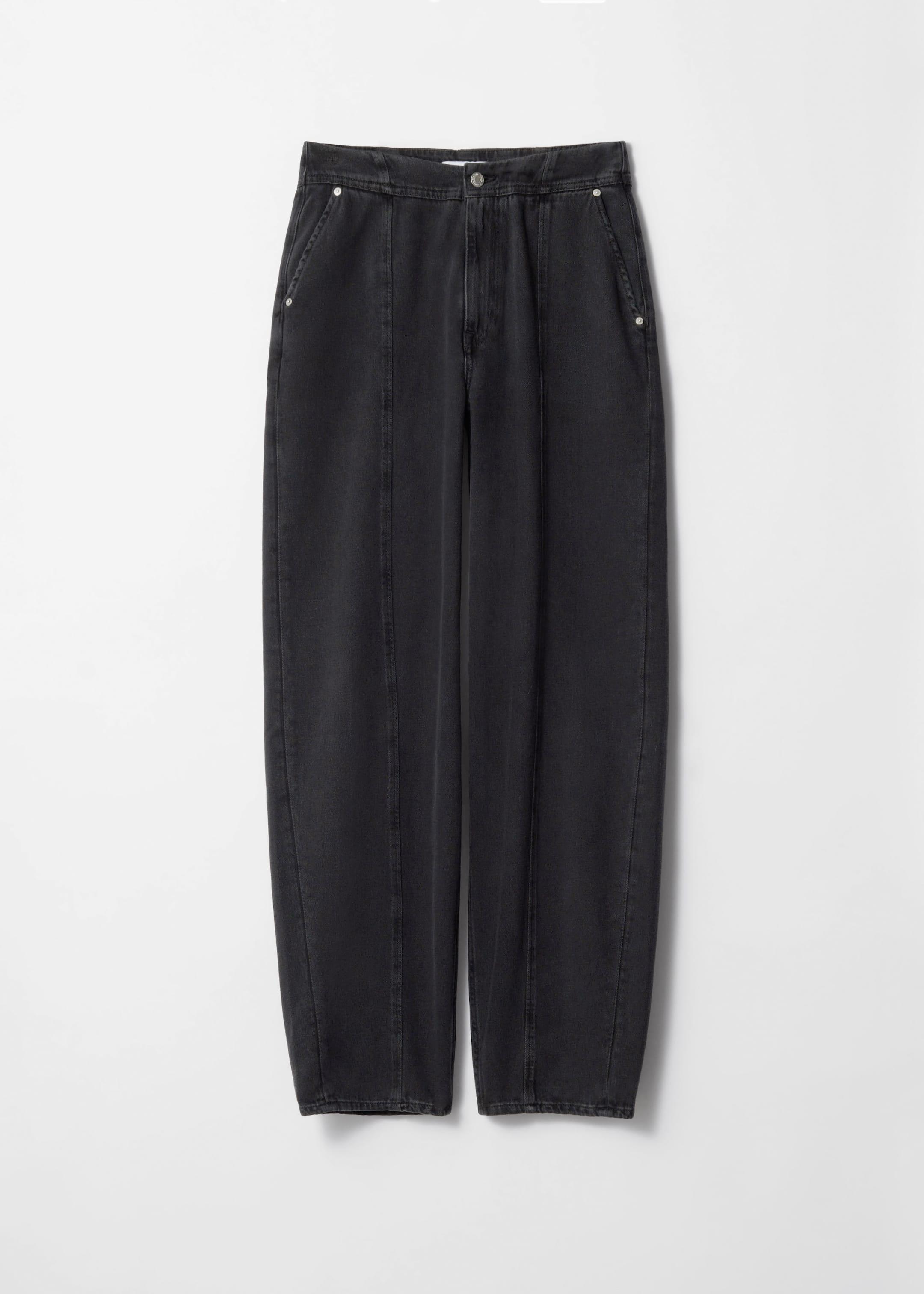 Visa större bild: Jeans med avsmalnande ben - Svart - DAM | H&M SE 1