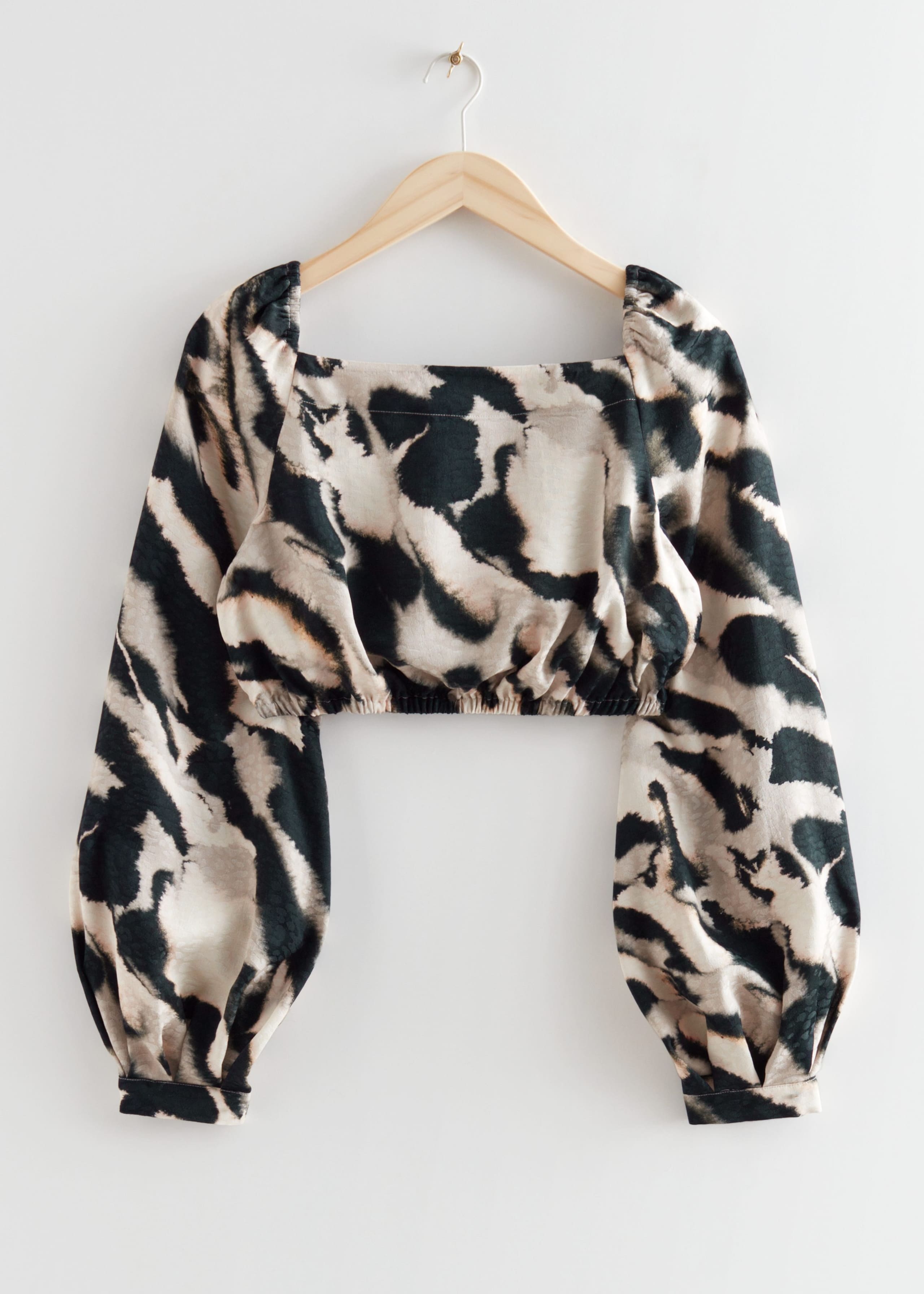 Printed Balloon Sleeve Top - Black/White - Still Life