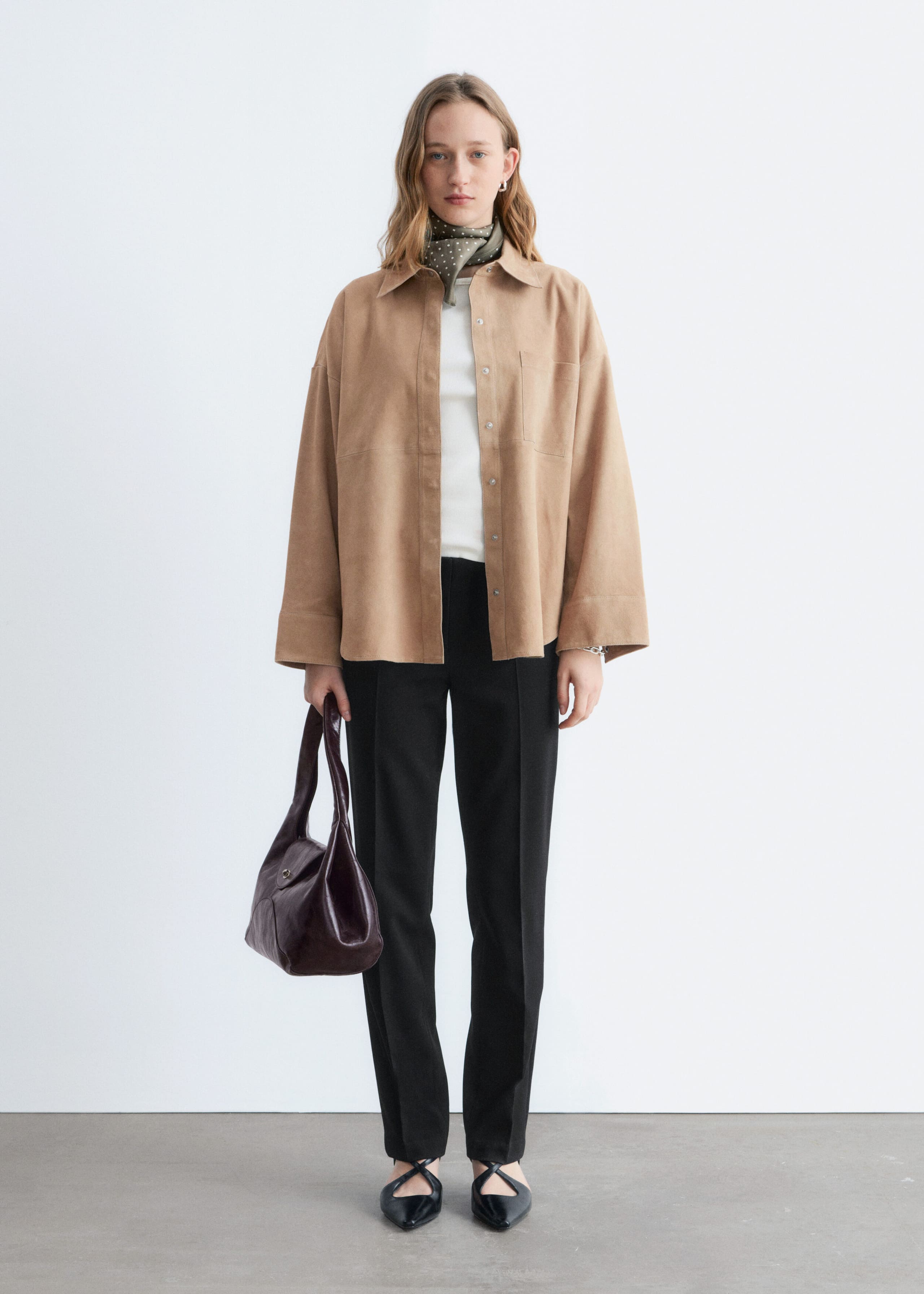 Image of Pantaloni sartoriali con pieghe pressate