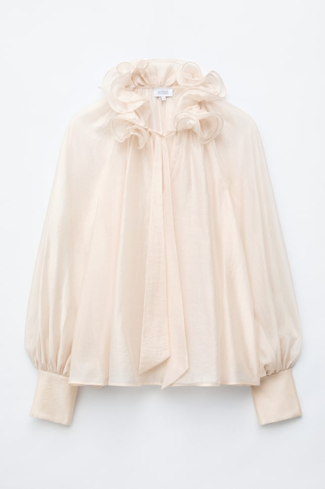 Voluminöse Bluse mit Halsrüsche - Weiß/Rosa/Geblümt - 1
