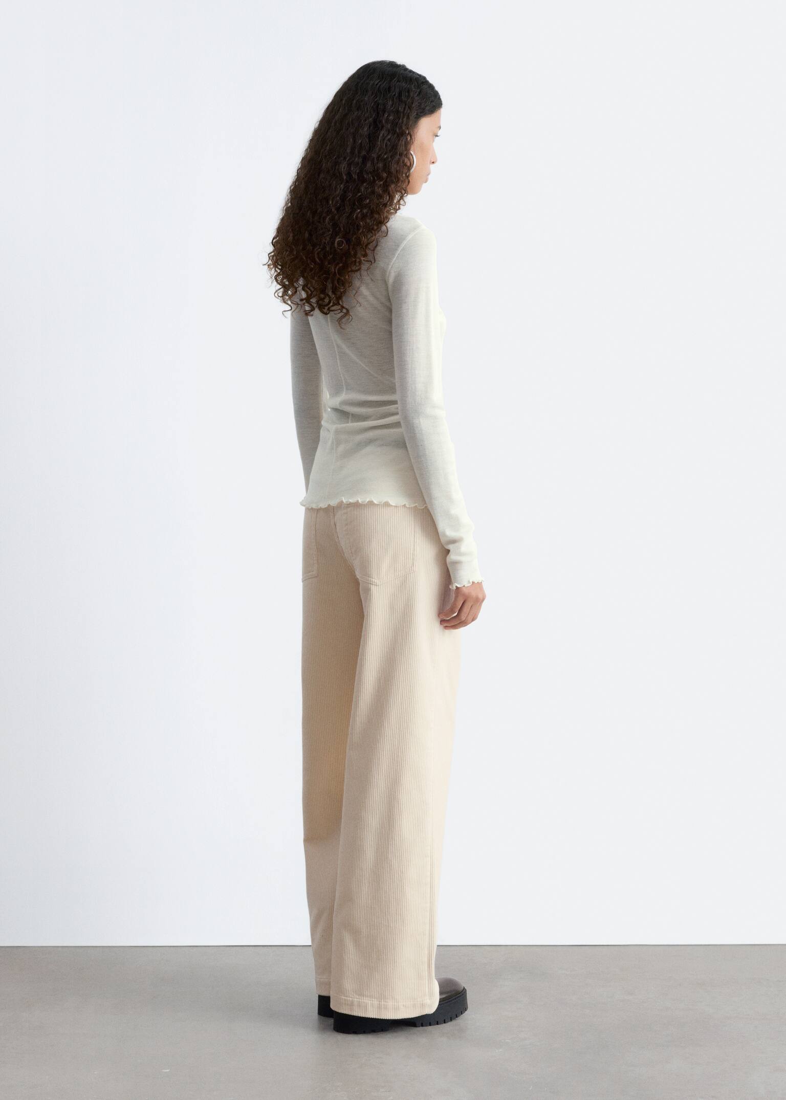 Scalloped Mock-Neck Top - Cream/Black - 3