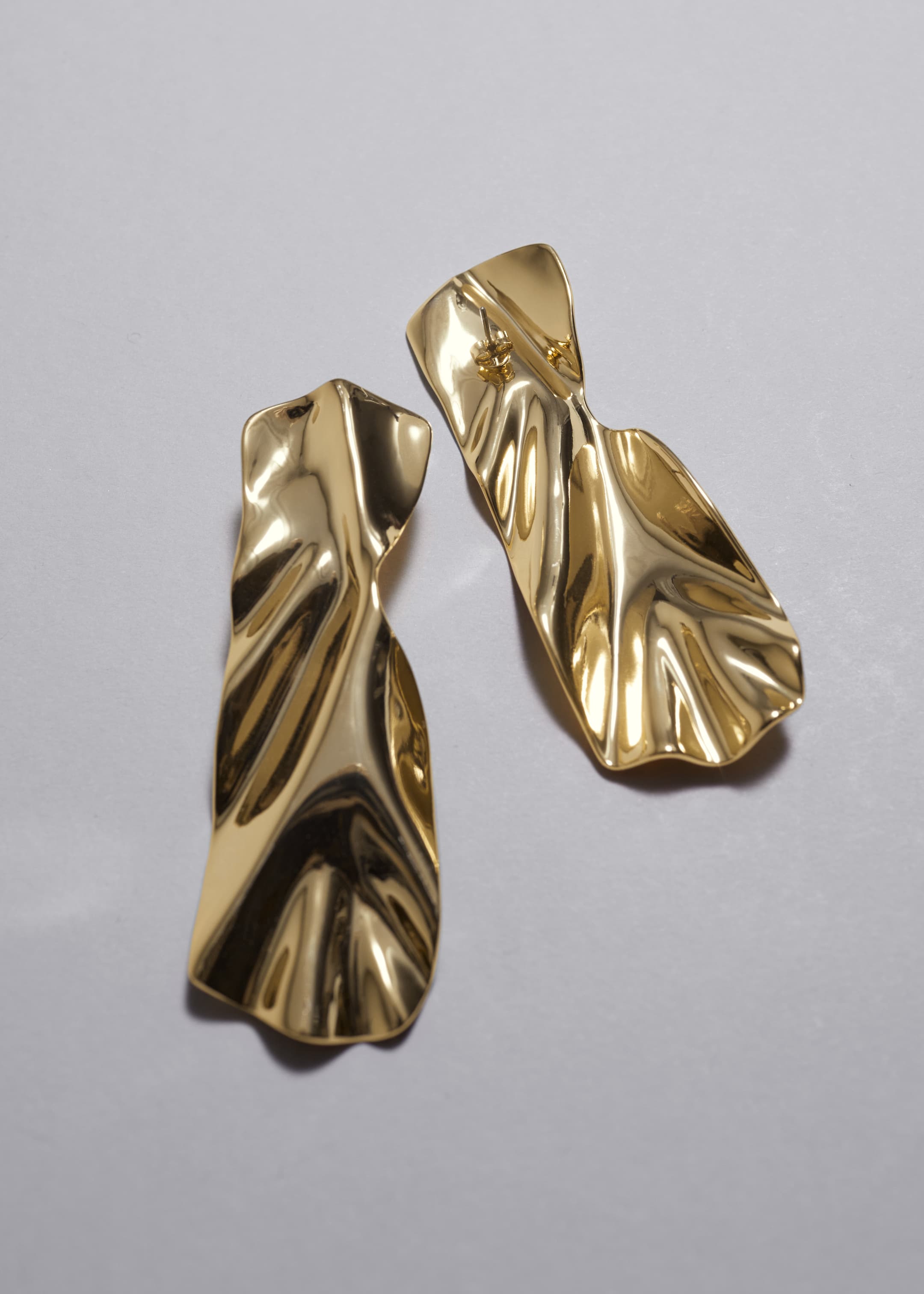 View larger image: Sculptural Draped Earrings - Gold - Ladies | H&M GB 3