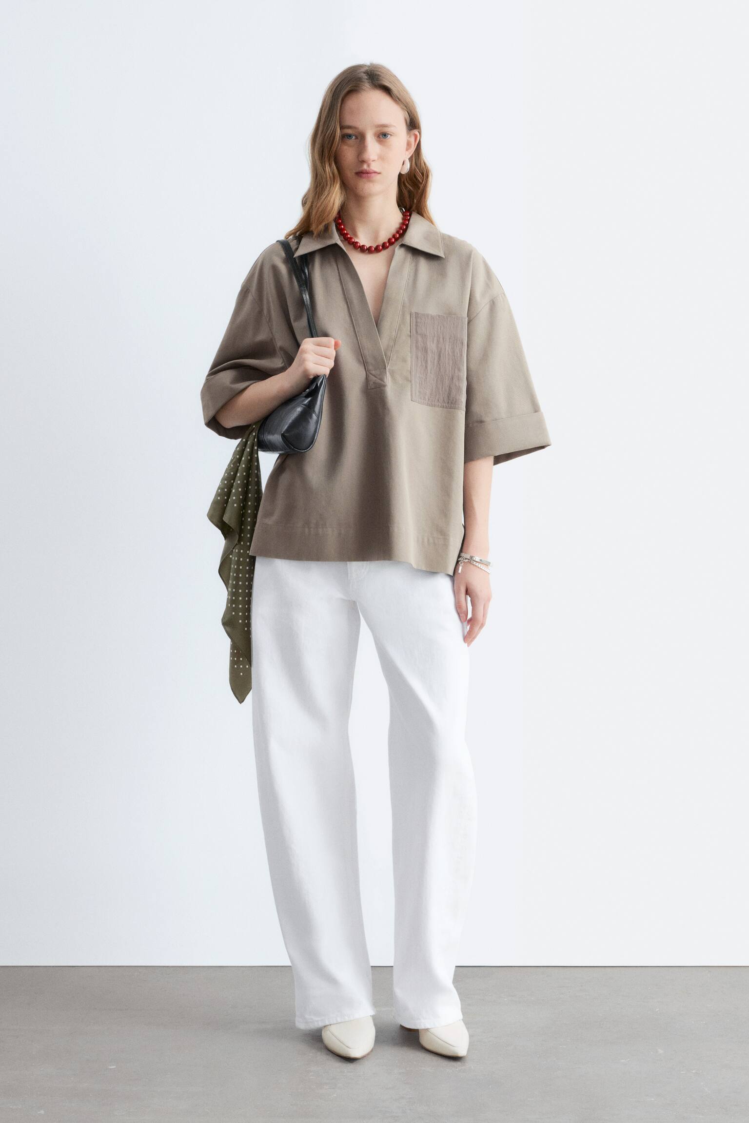 Kastenförmiges Kurzarmhemd - Graubraun - 4