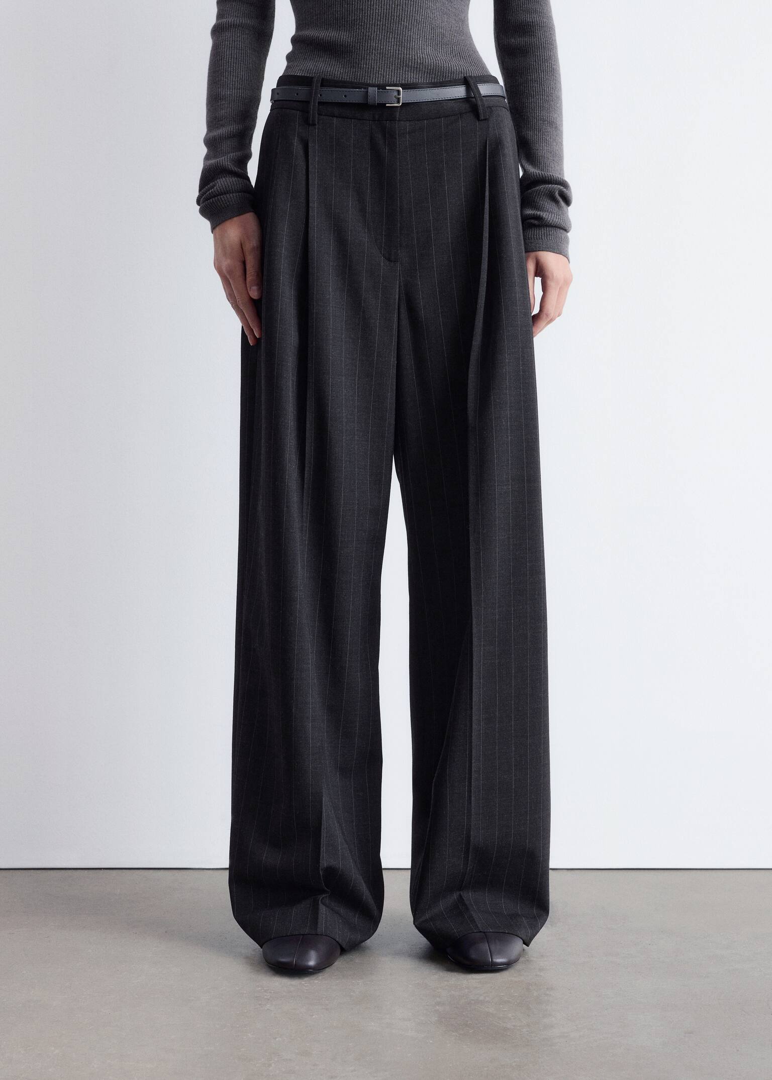 Tailored Wool Trousers - Tummanharmaa liituraita - 6