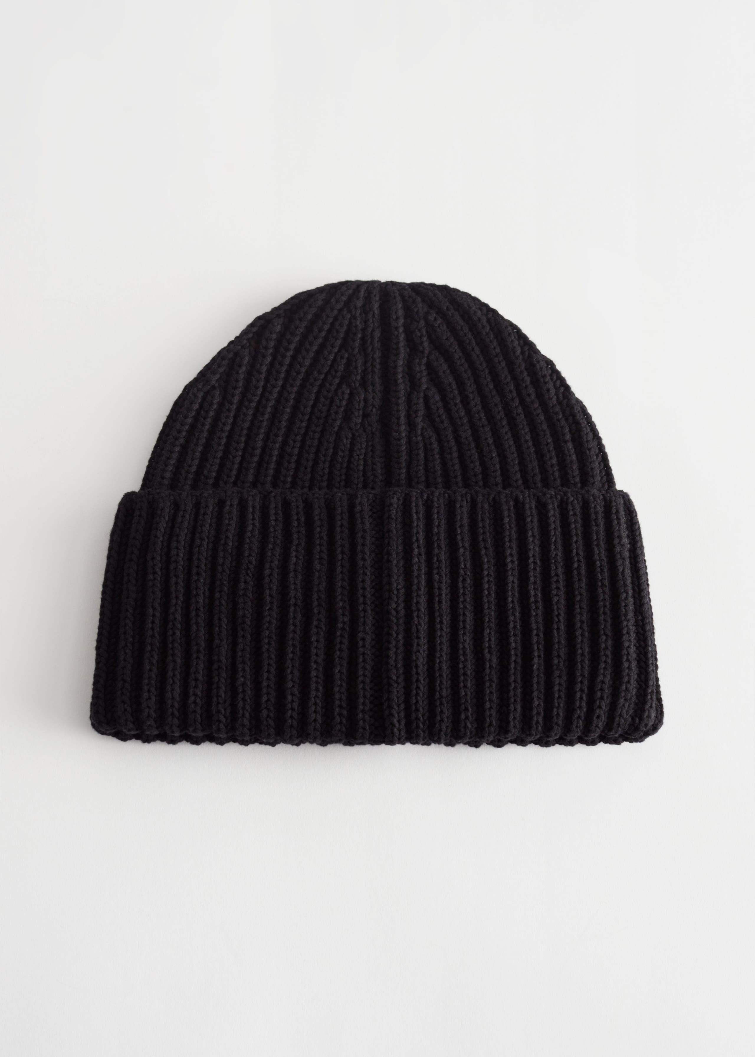 Chunky Knit Beanie - Black - Still Life