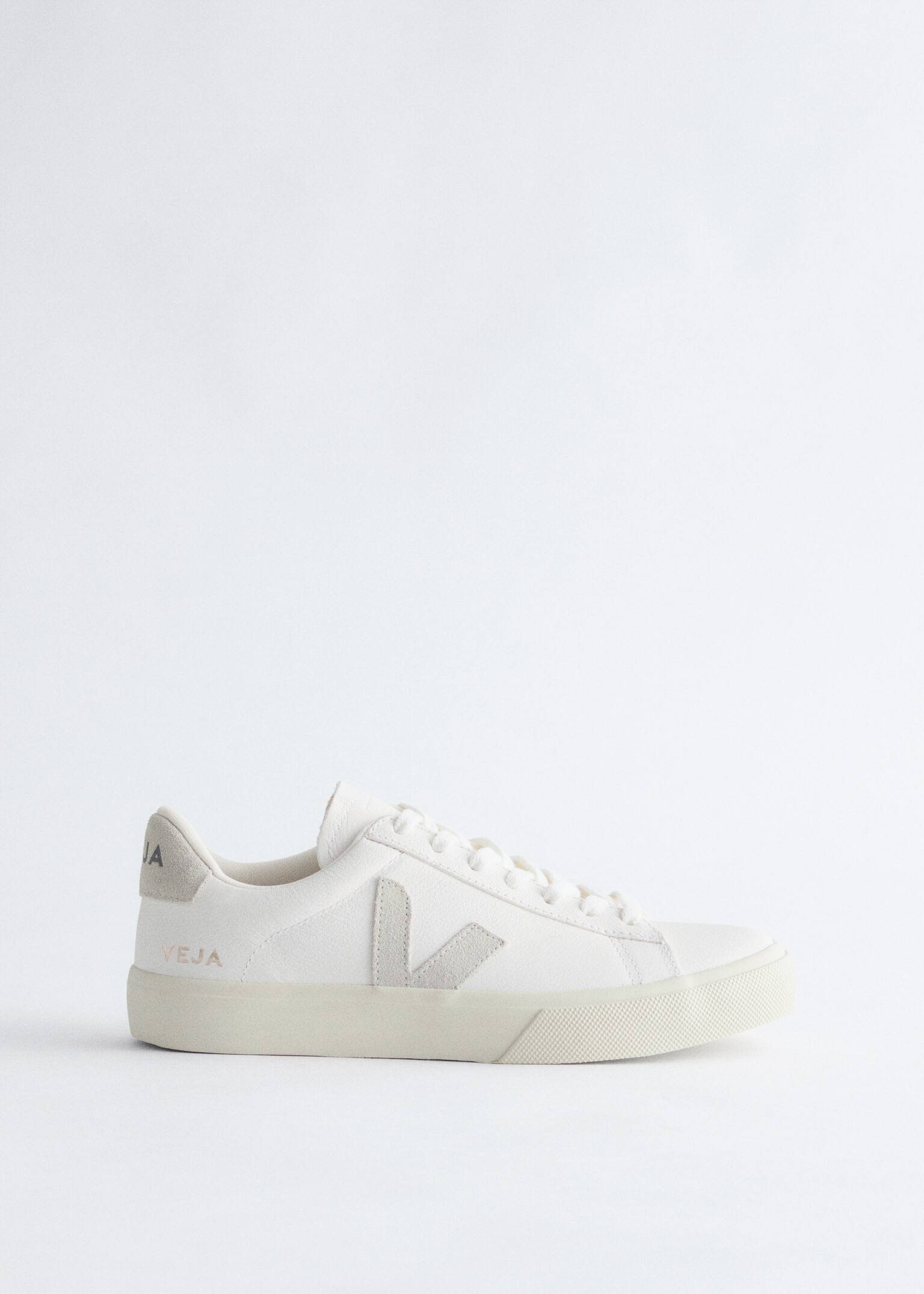 Zapatillas deportivas de piel Veja Campo - Blanco/Beige