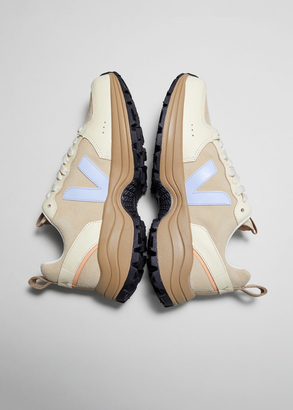 Veja Venturi Sneakers - Beige - Still Life
