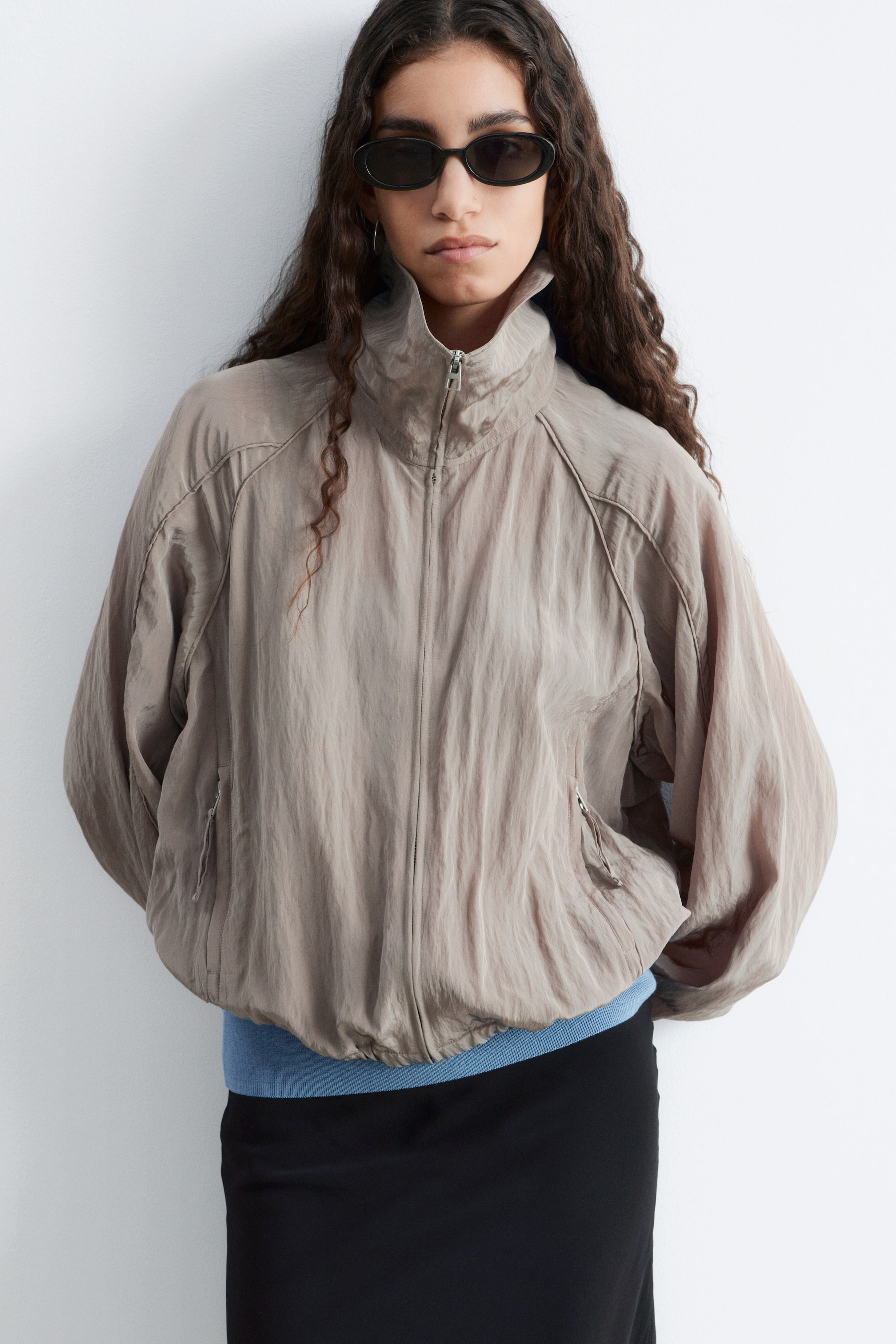 Grotere afbeelding bekijken: Sportief jack van een viscosemix - Taupe - DAMES | H&M BE 1