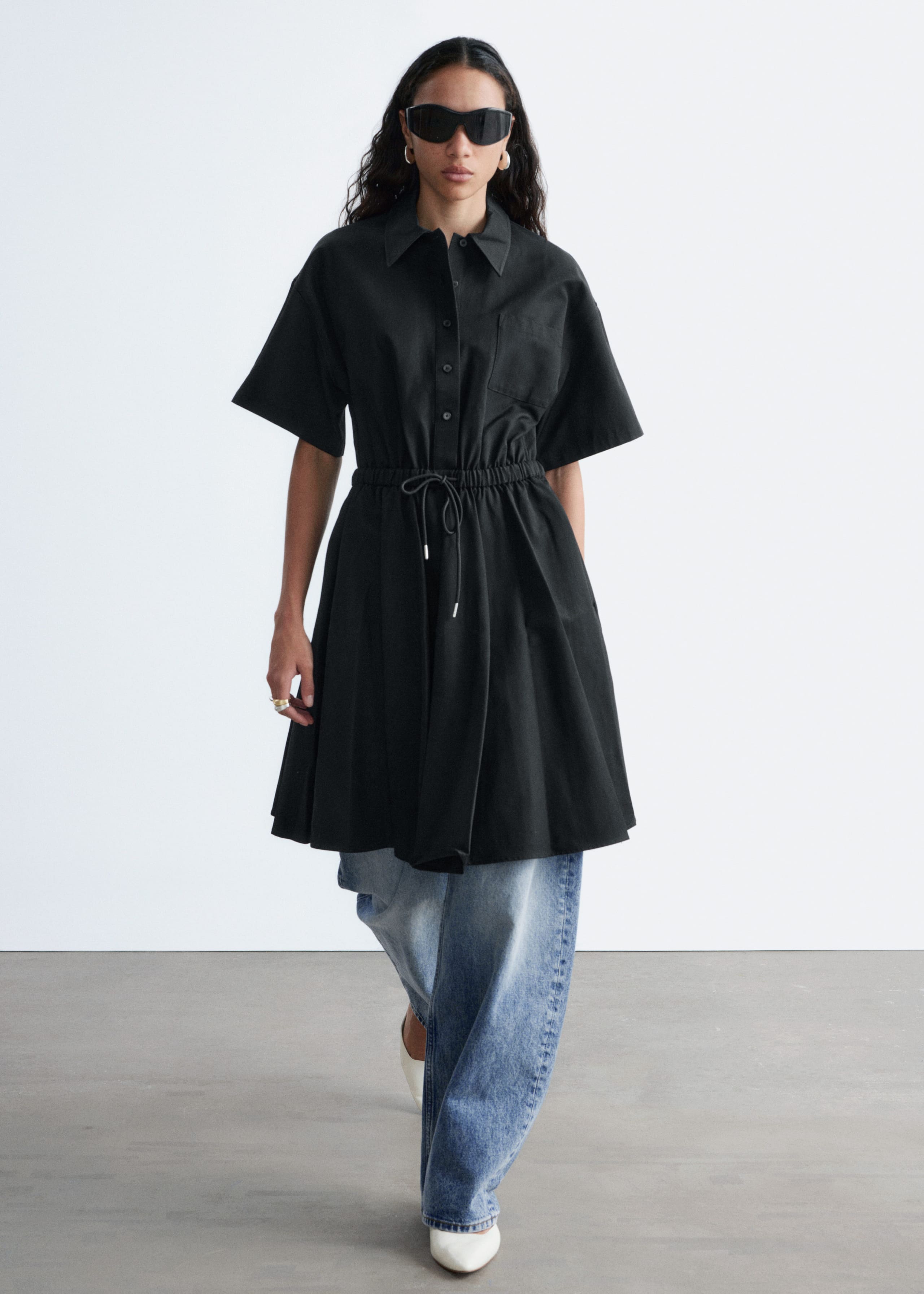 Image of Ausgestelltes Minikleid mit Kordelzug