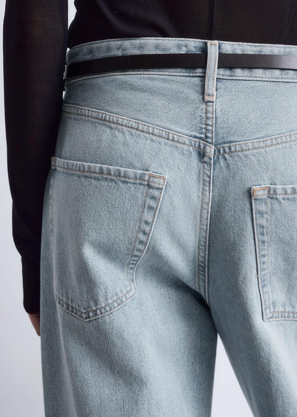 Image of Jeans med avsmalnande ben