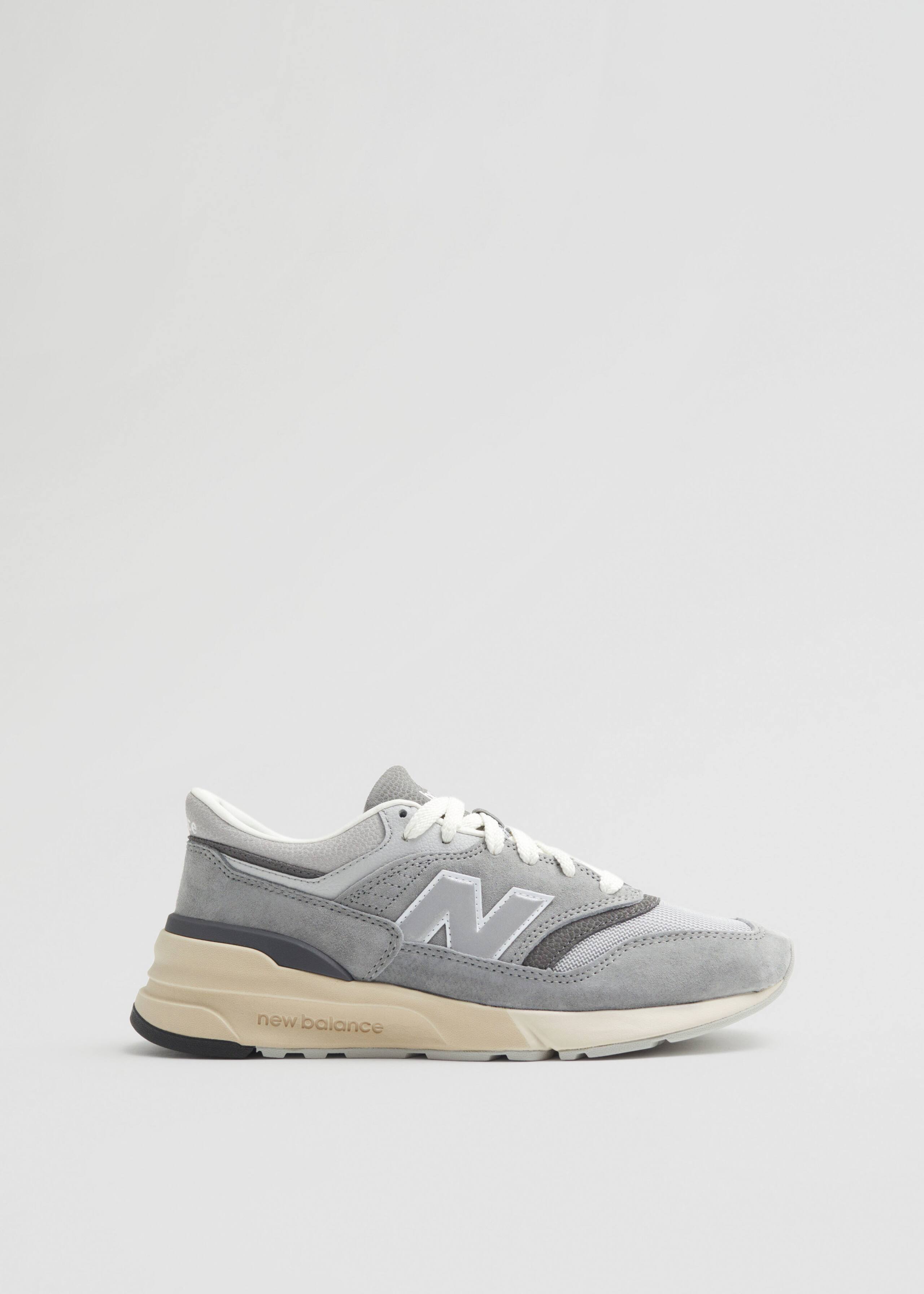 Sneakersy New Balance 997R – Szary – Martwa natura