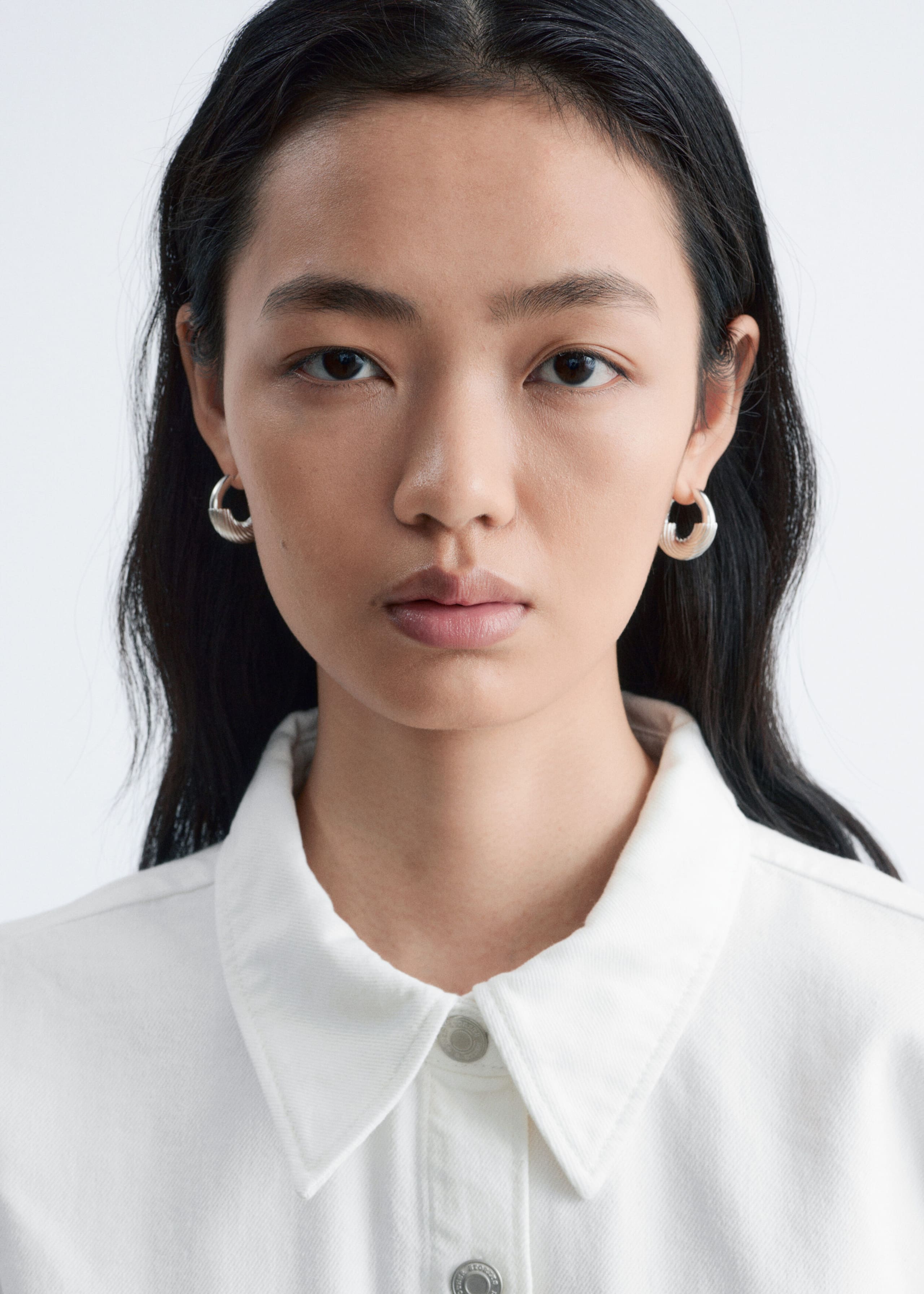 Prążkowane kolczyki koła – Silver – Lookbook