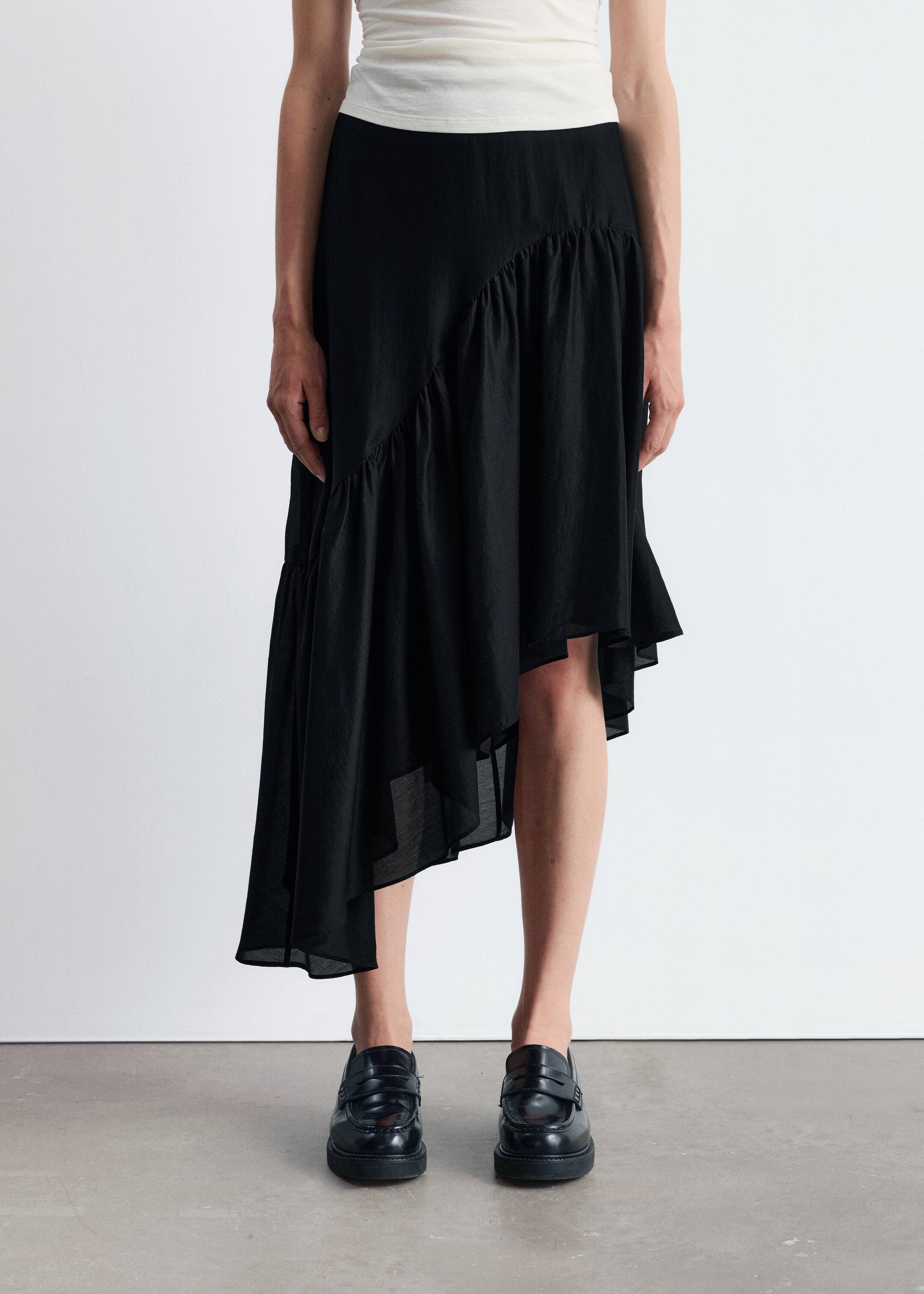 Grotere afbeelding bekijken: Asymmetrische geplooide midi-rok - Zwart - DAMES | H&M NL 2
