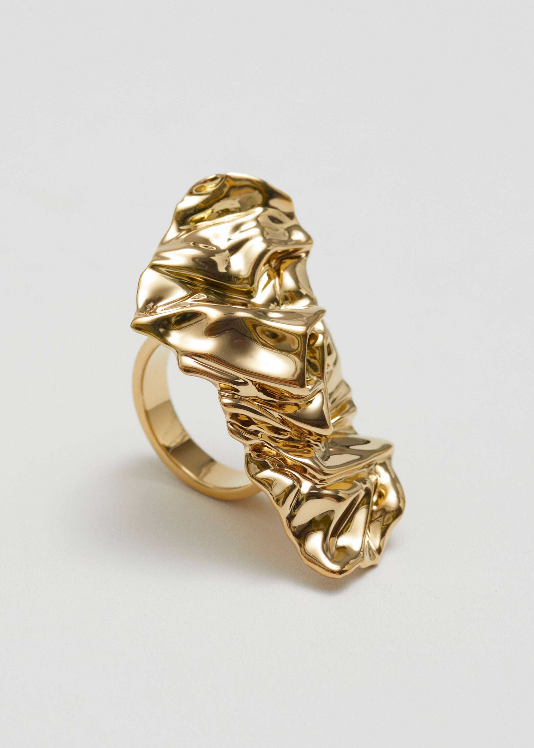 Größeres Bild ansehen: Auffälliger skulpturierter Ring - Gold - Ladies | H&M DE 1