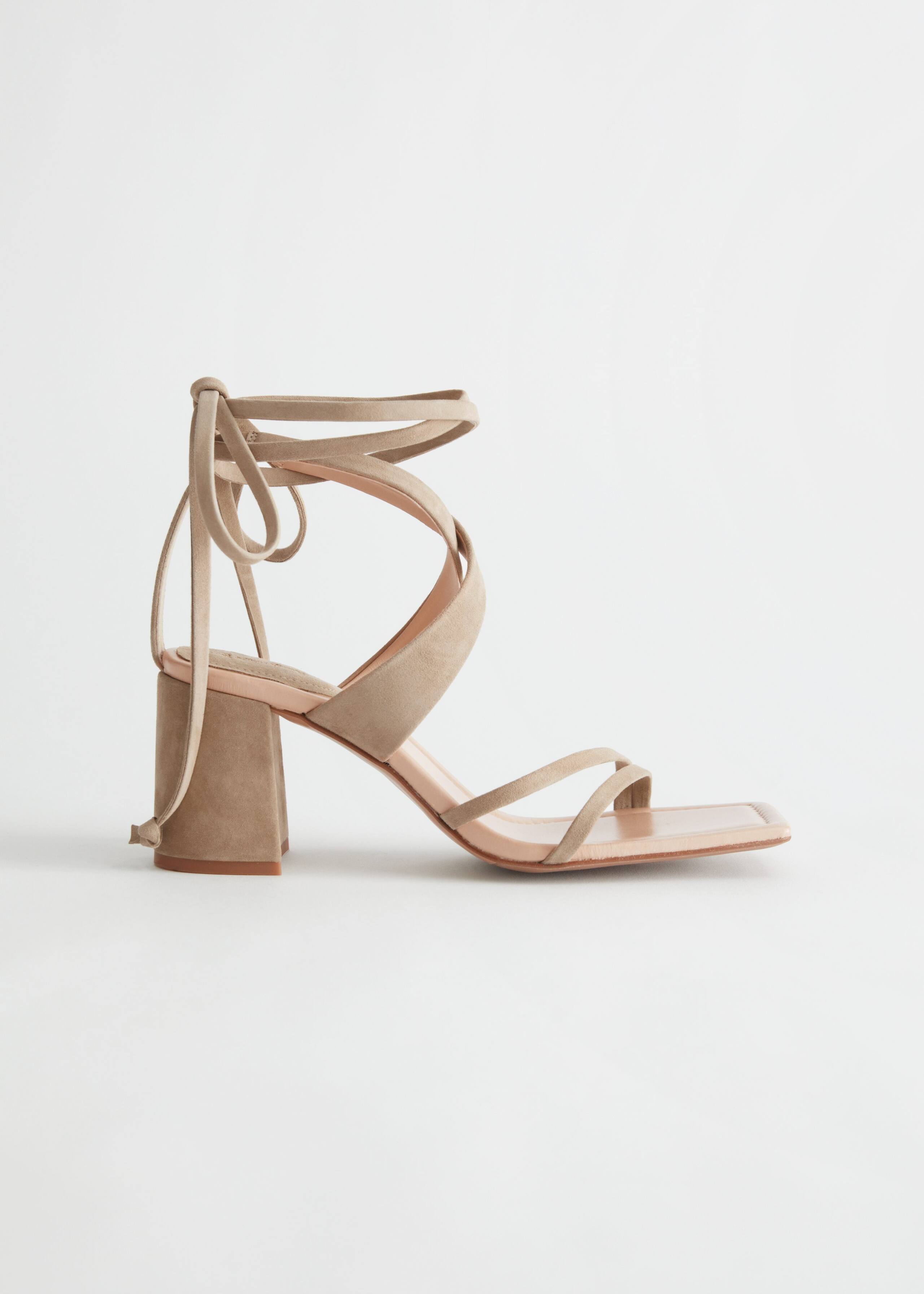 Block Heel Strappy Leather Sandals - Beige - Bodegón