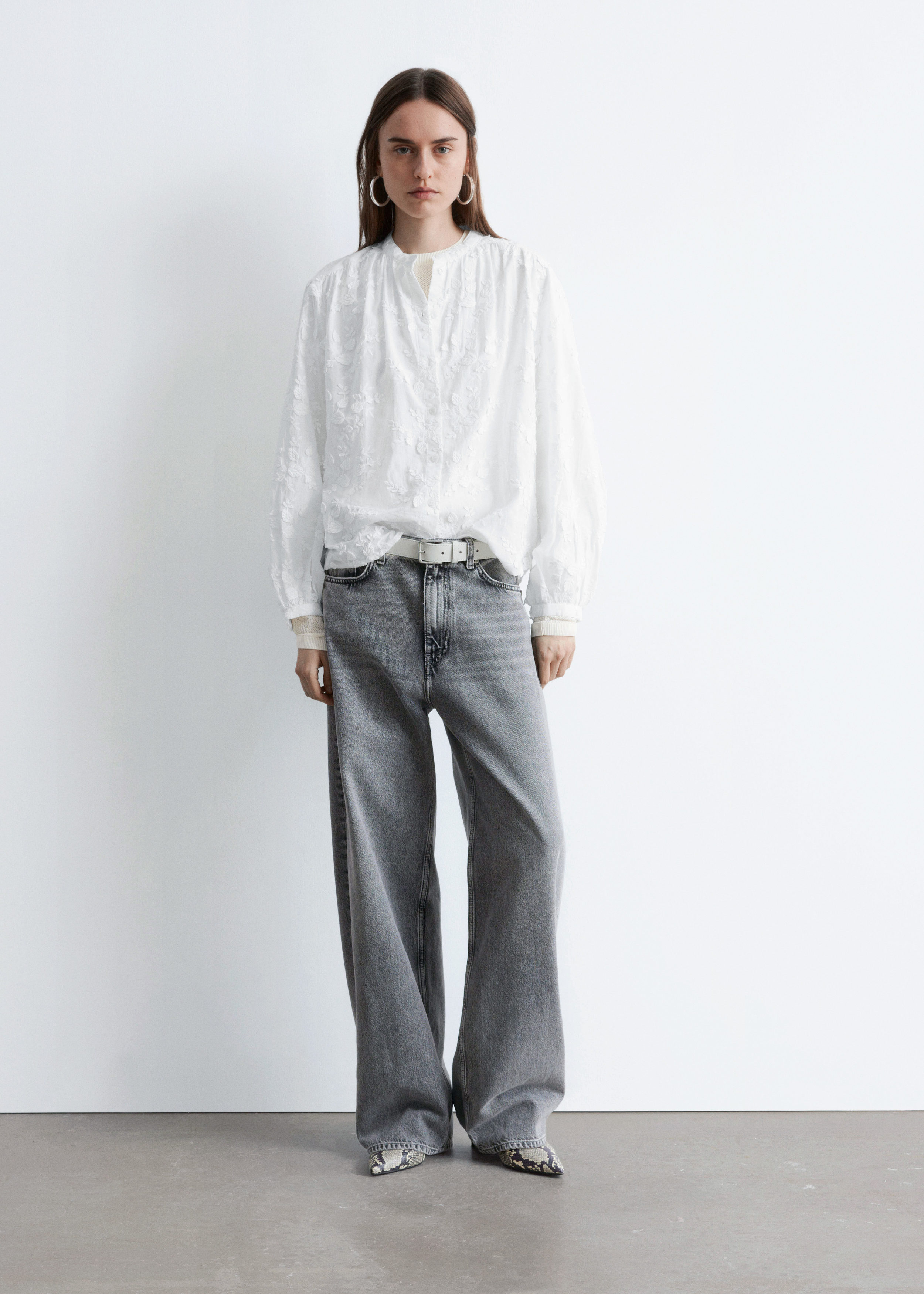 Voluminous Floral-Appliqué Blouse