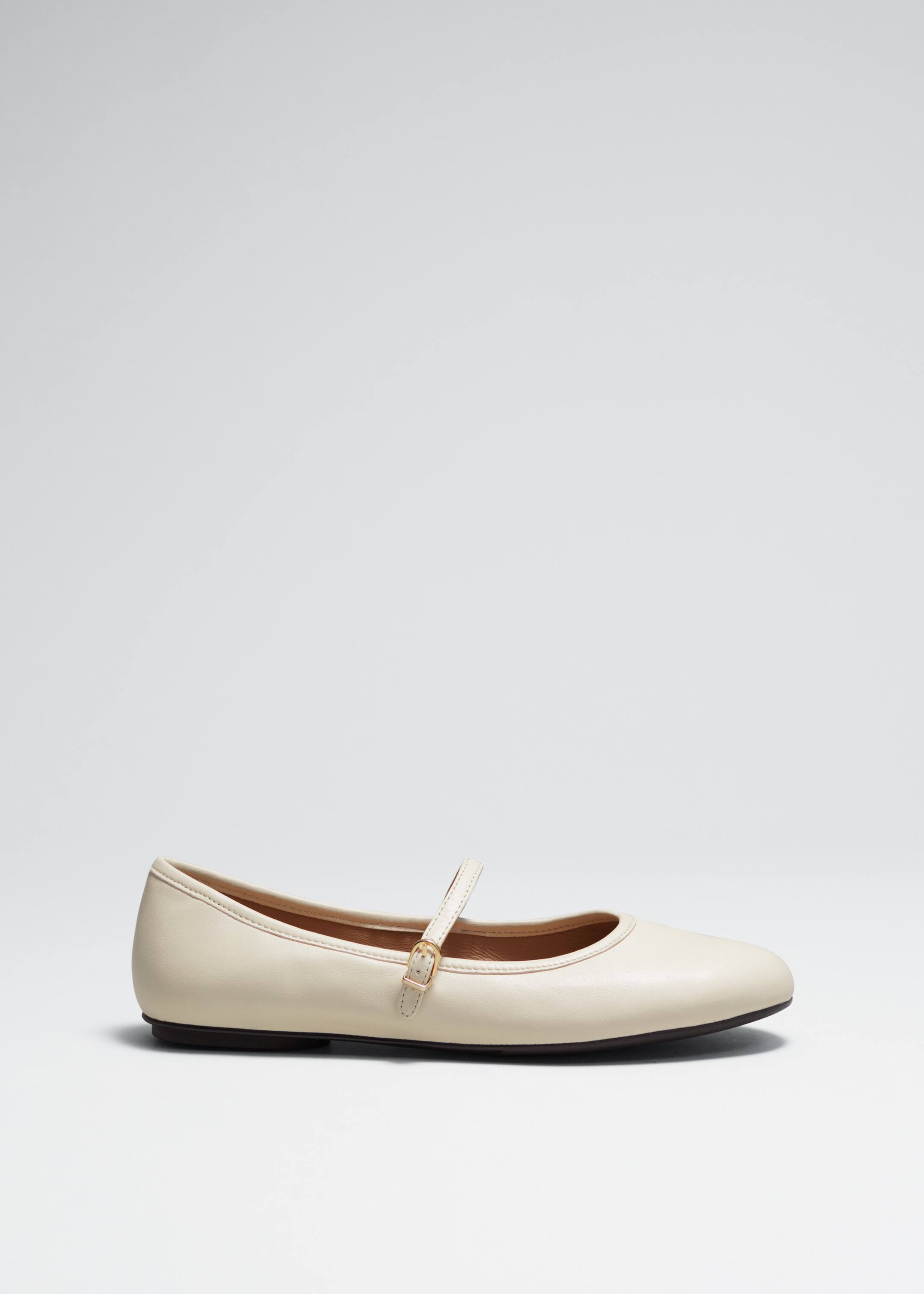 Se større billede: Mary Jane ballerinasko i læder - Flødefarvet - DAME | H&M DK 1