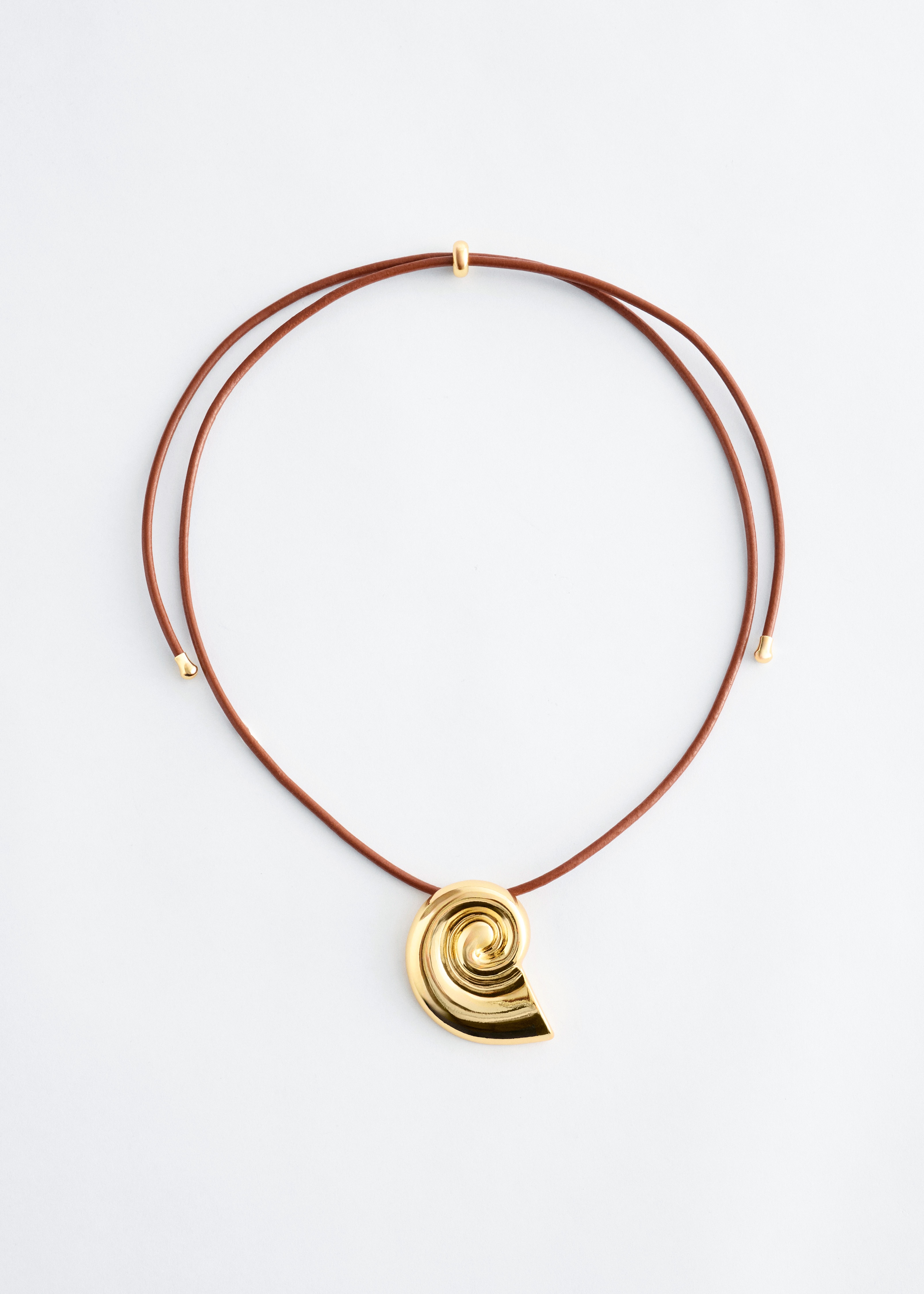 Kordelkette mit Muschelanhänger - Gold