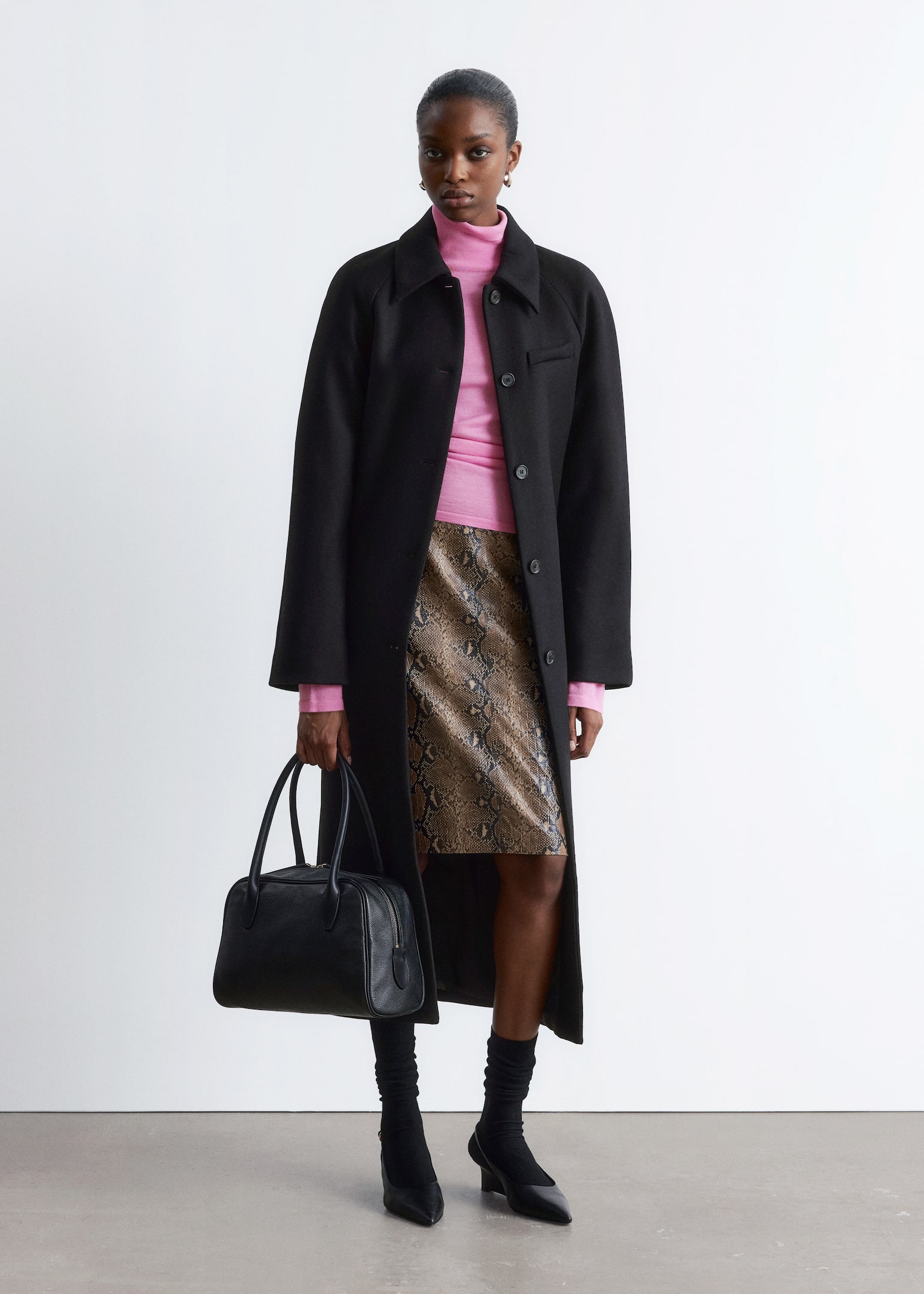 Cappotto in lana con cintura - Nero