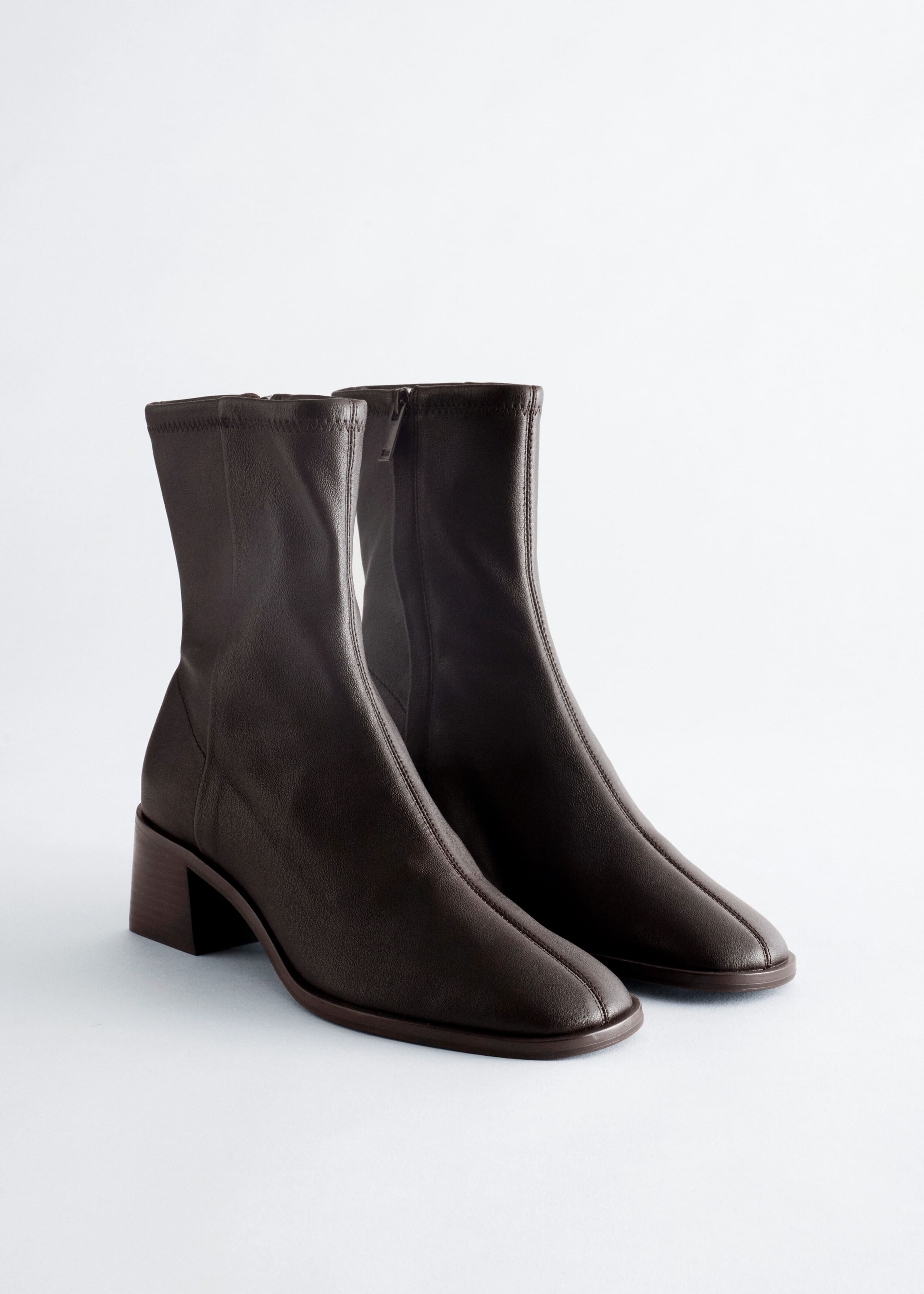 Stiefeletten aus Leder - Schwarz - Stillleben
