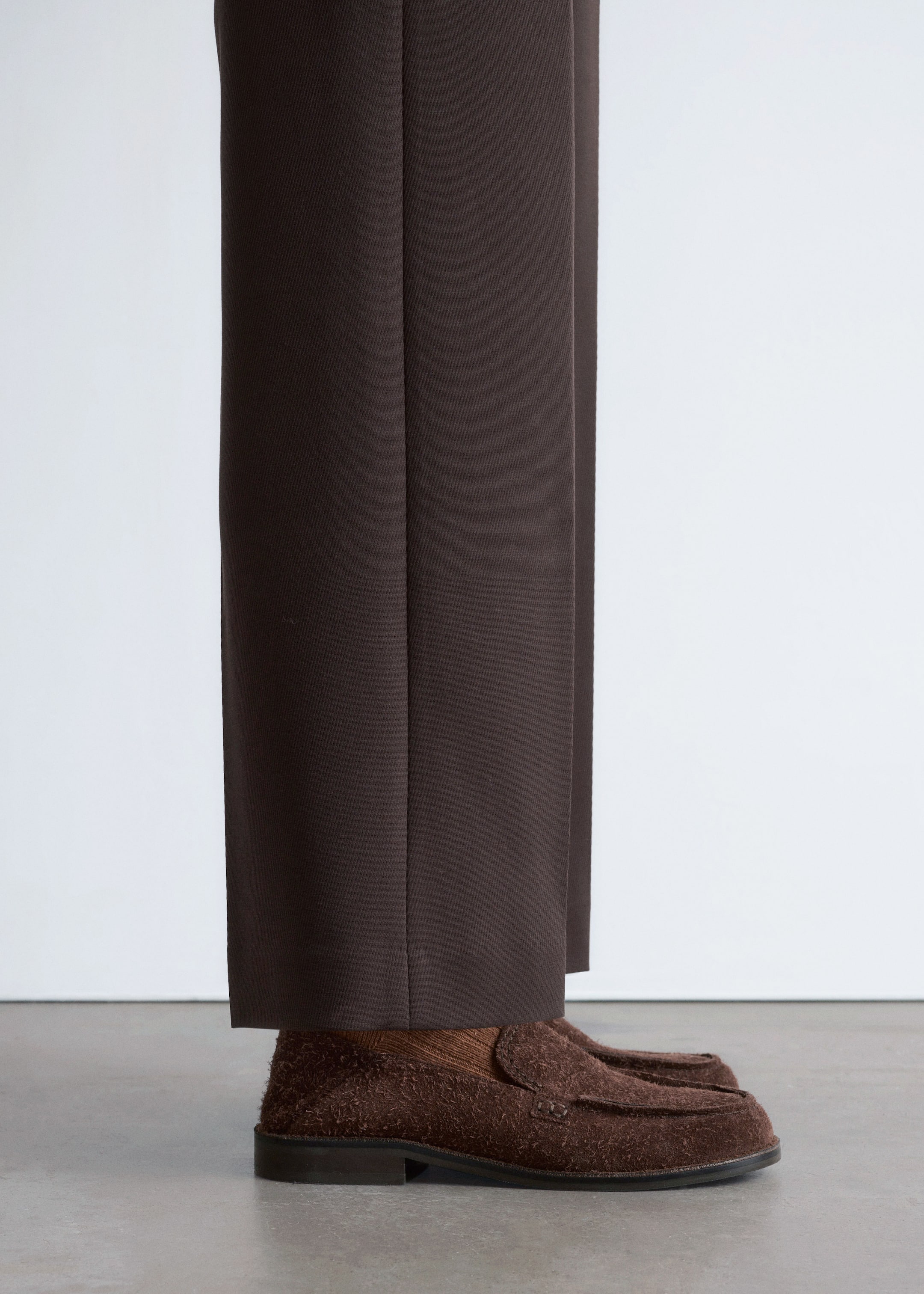 Visualizza immagine più grande: Mocassini in pelle scamosciata spazzolata - Marrone - DONNA | H&M IT 1