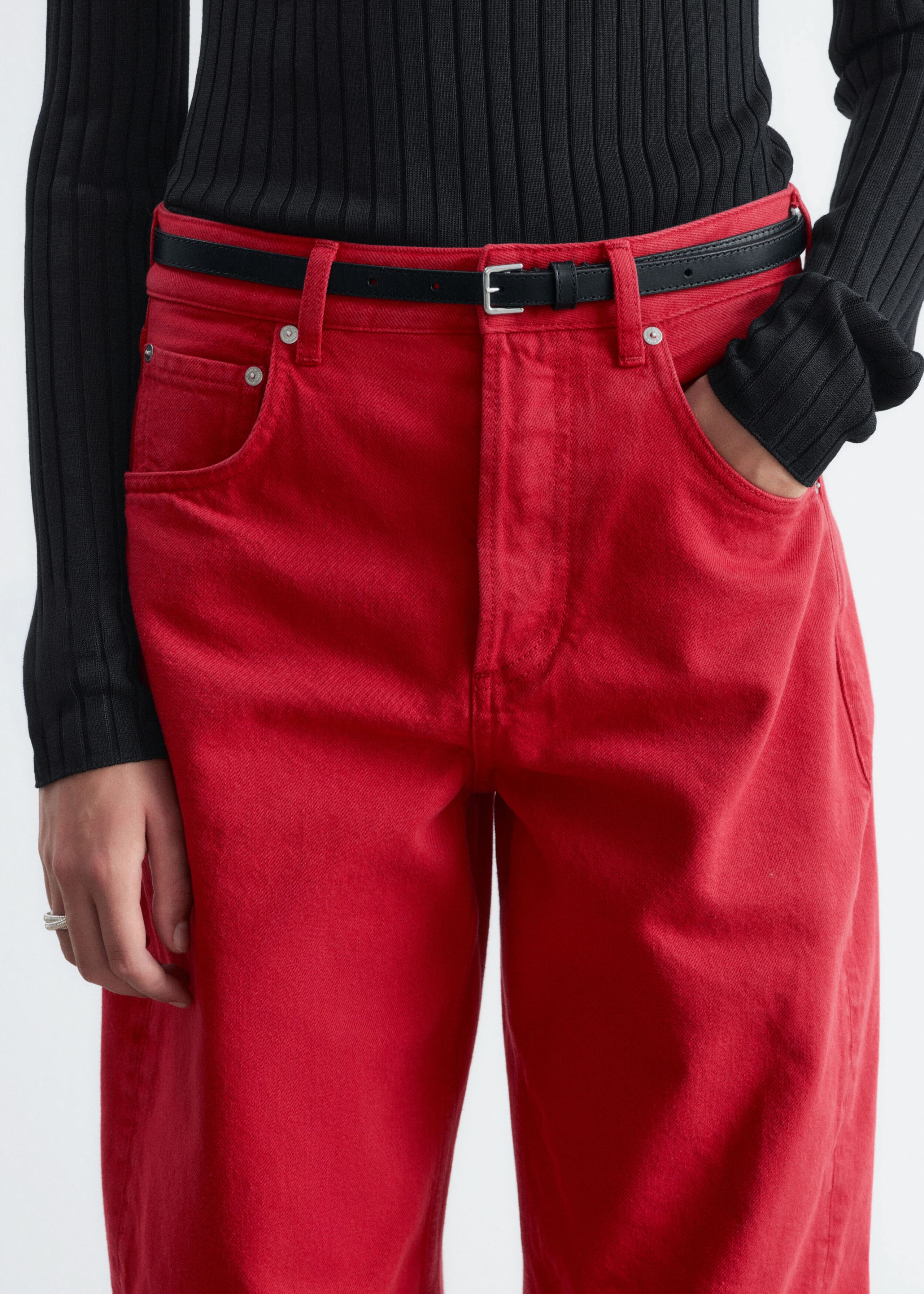 Barrel-Leg Jeans - Red - Lookbook