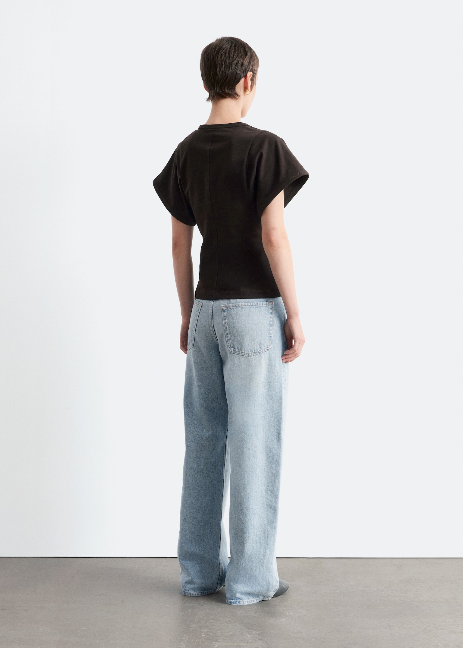 Scoop-Neck T-Shirt - Dark Brown - 4