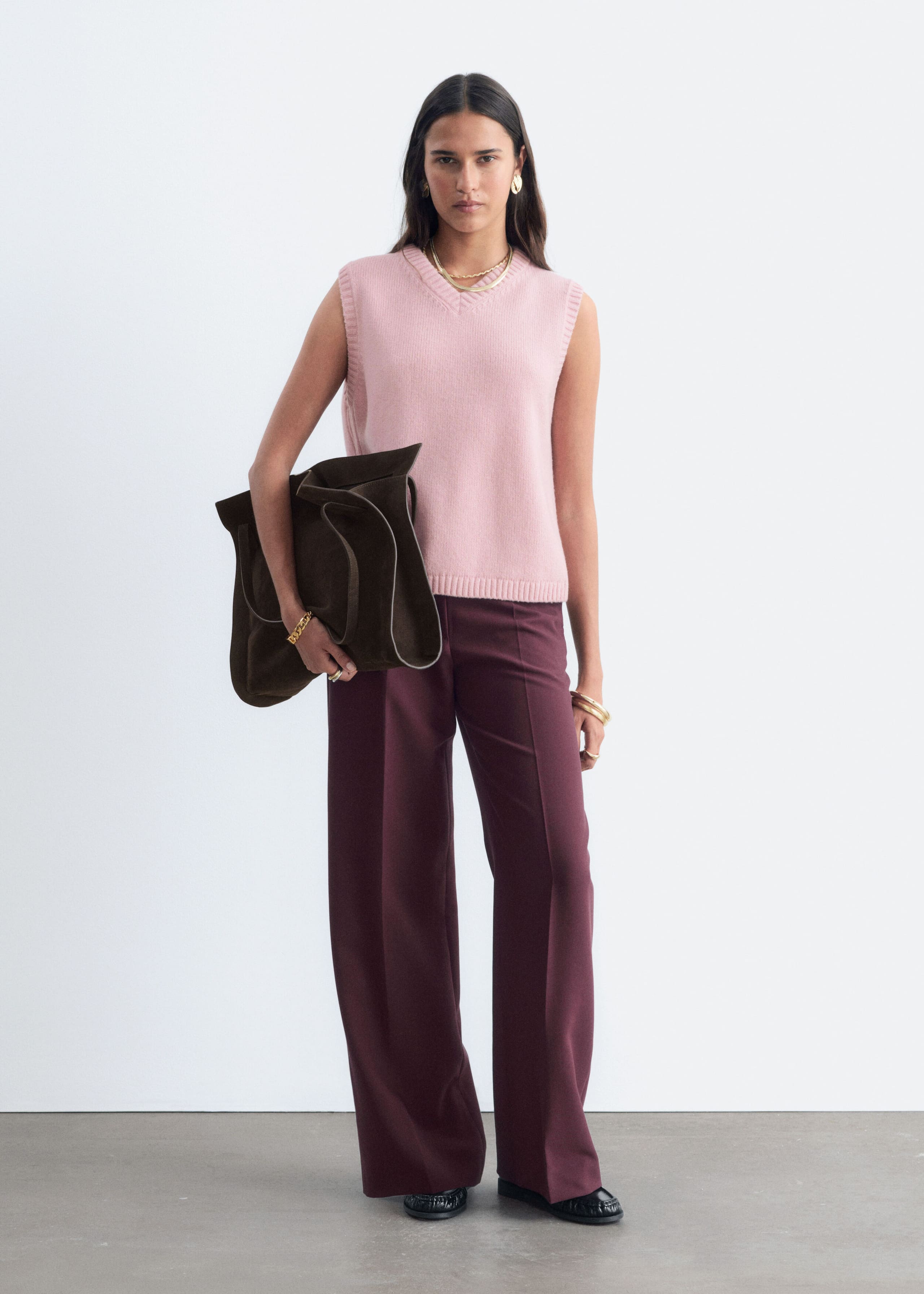 Loose-Fit Tailored Trousers - Dark Red - Lookbook