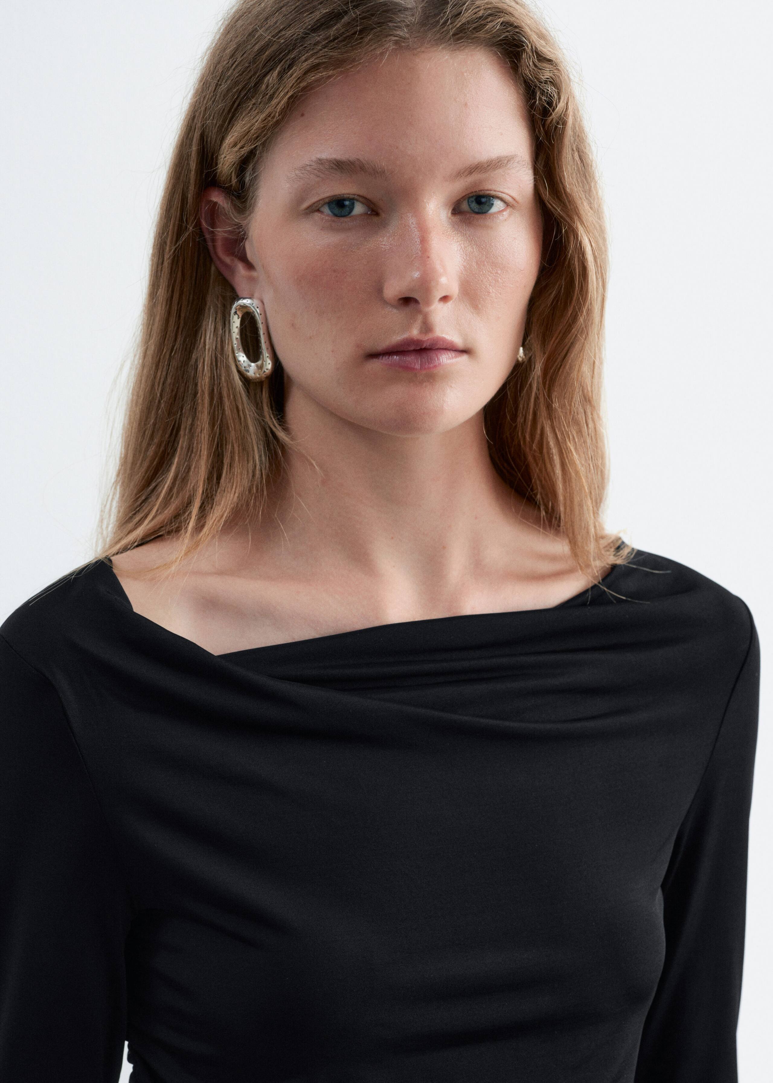 Jersey-Oberteil mit gebundener Taille - Schwarz - Lookbook