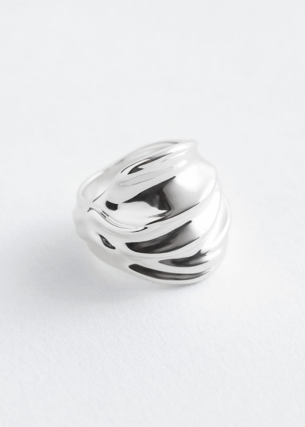 Wavy Sculptural Ring