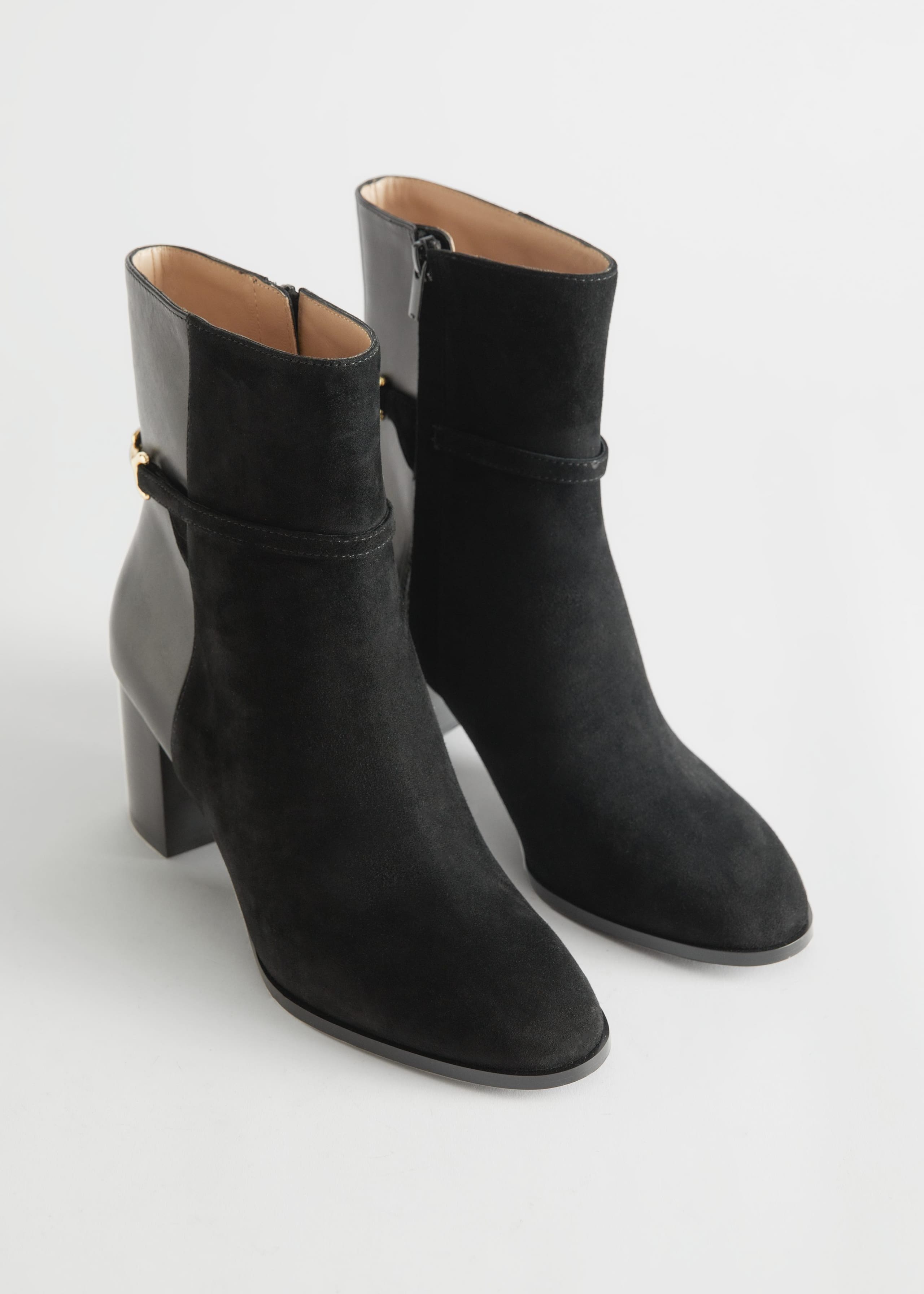 Buckled Suede Leather Heeled Boots - Black - Natura morta