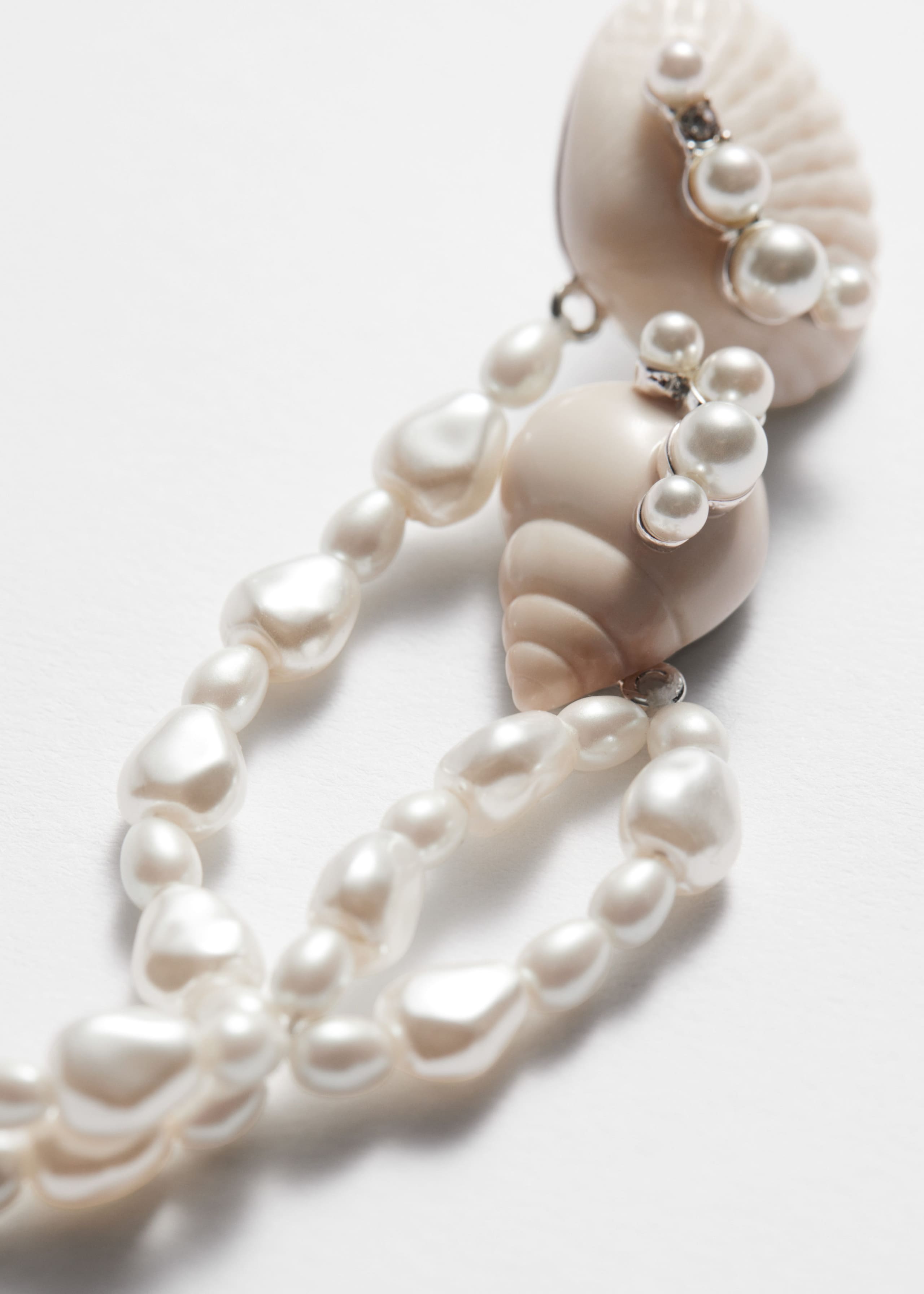 Pearl-Tipped Seashell Earrings - {{variantName}} - Descriptive Detail
