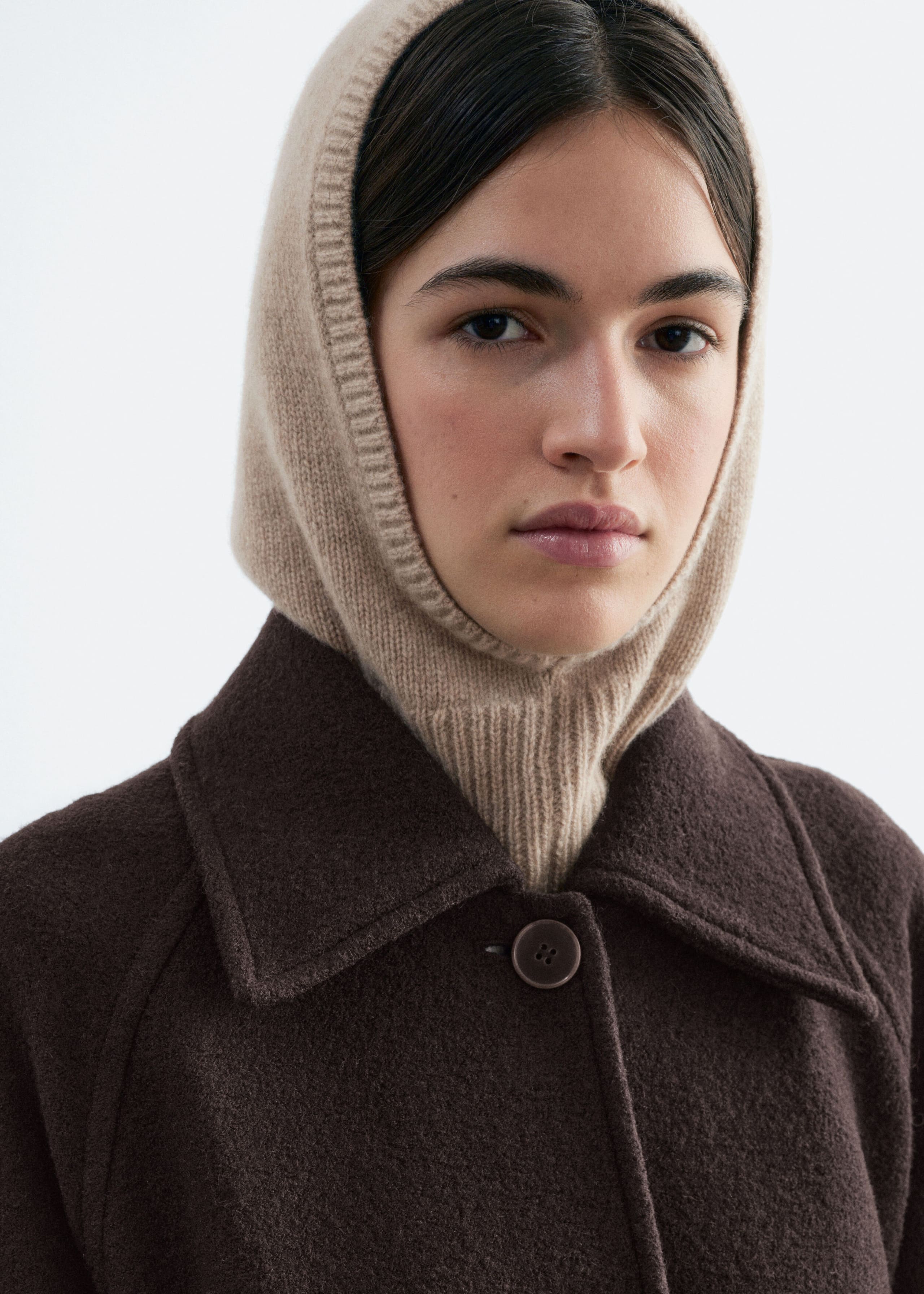 Cappuccio aderente in cashmere - Nero - Lookbook