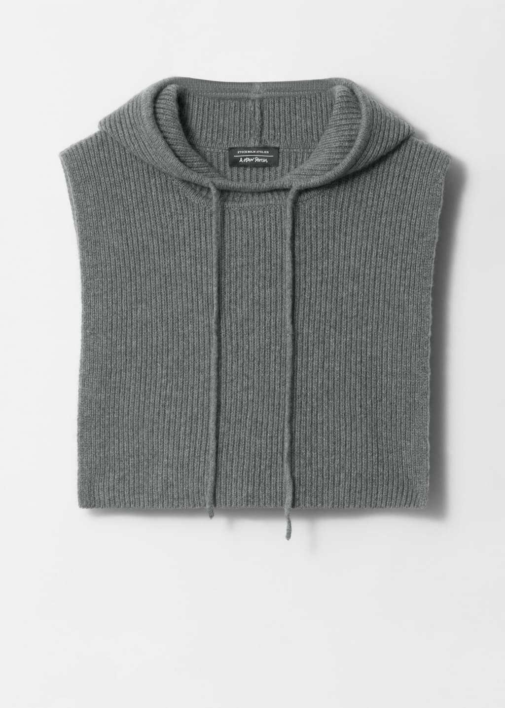 Image of Cuello de lana con capucha