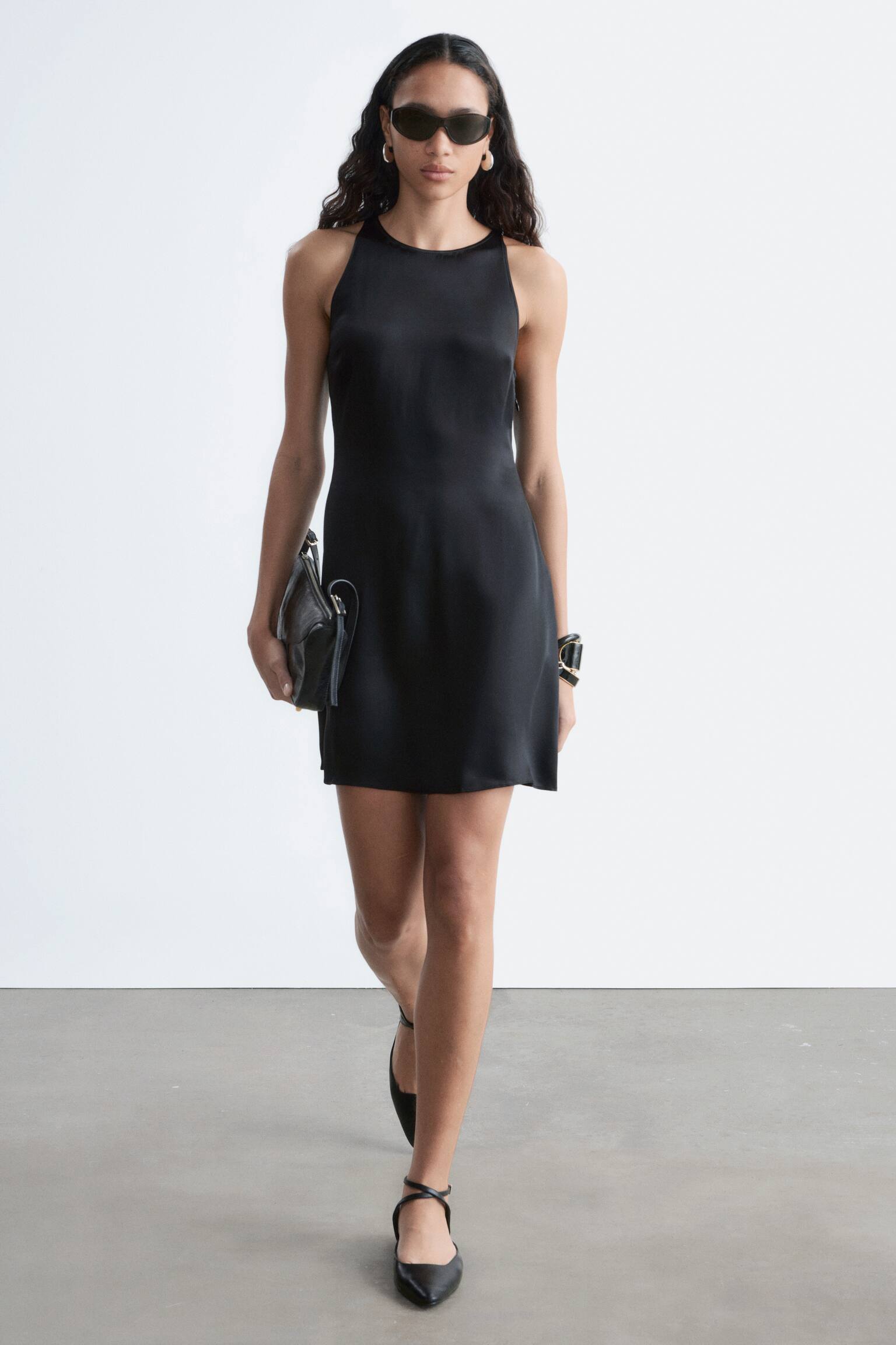 Minivestido de satén-Negro - 3