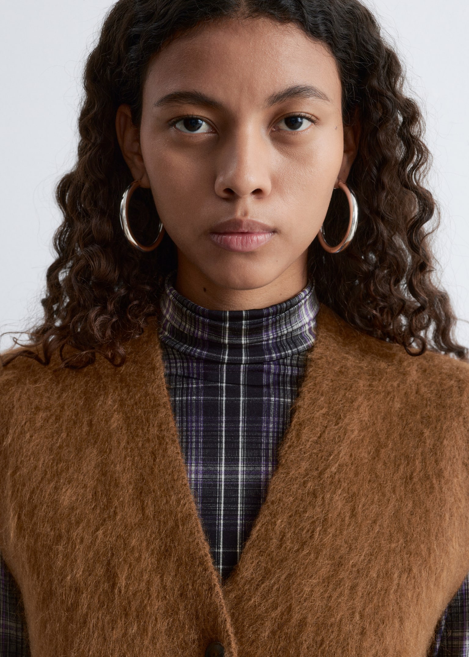 Brushed Knitted Vest - Brown/Grey/Green Stripes - 3