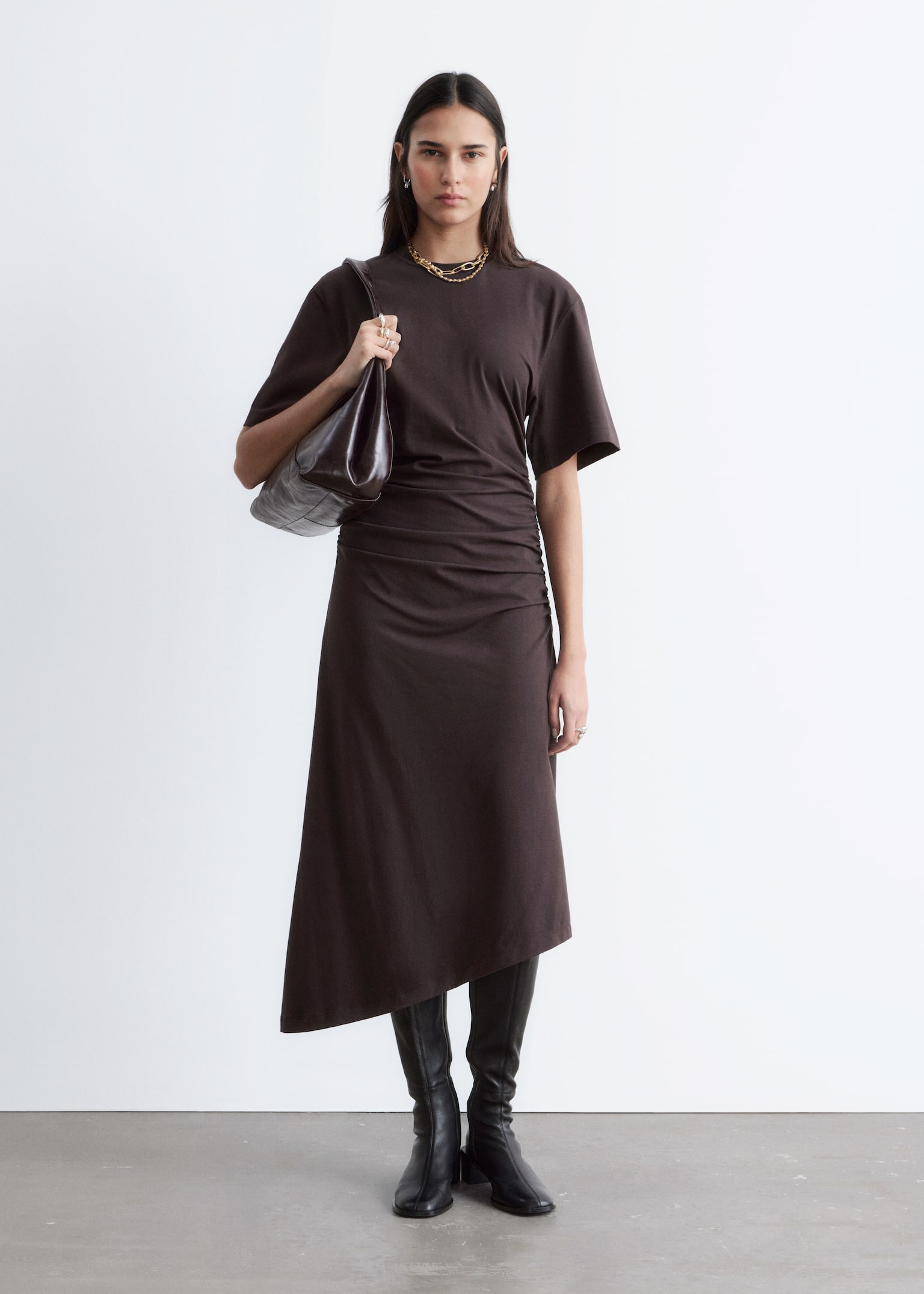 Robe T-shirt midi asymétrique - Marron foncé/Gris clair - 2