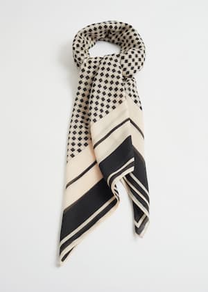 Black/Ivory