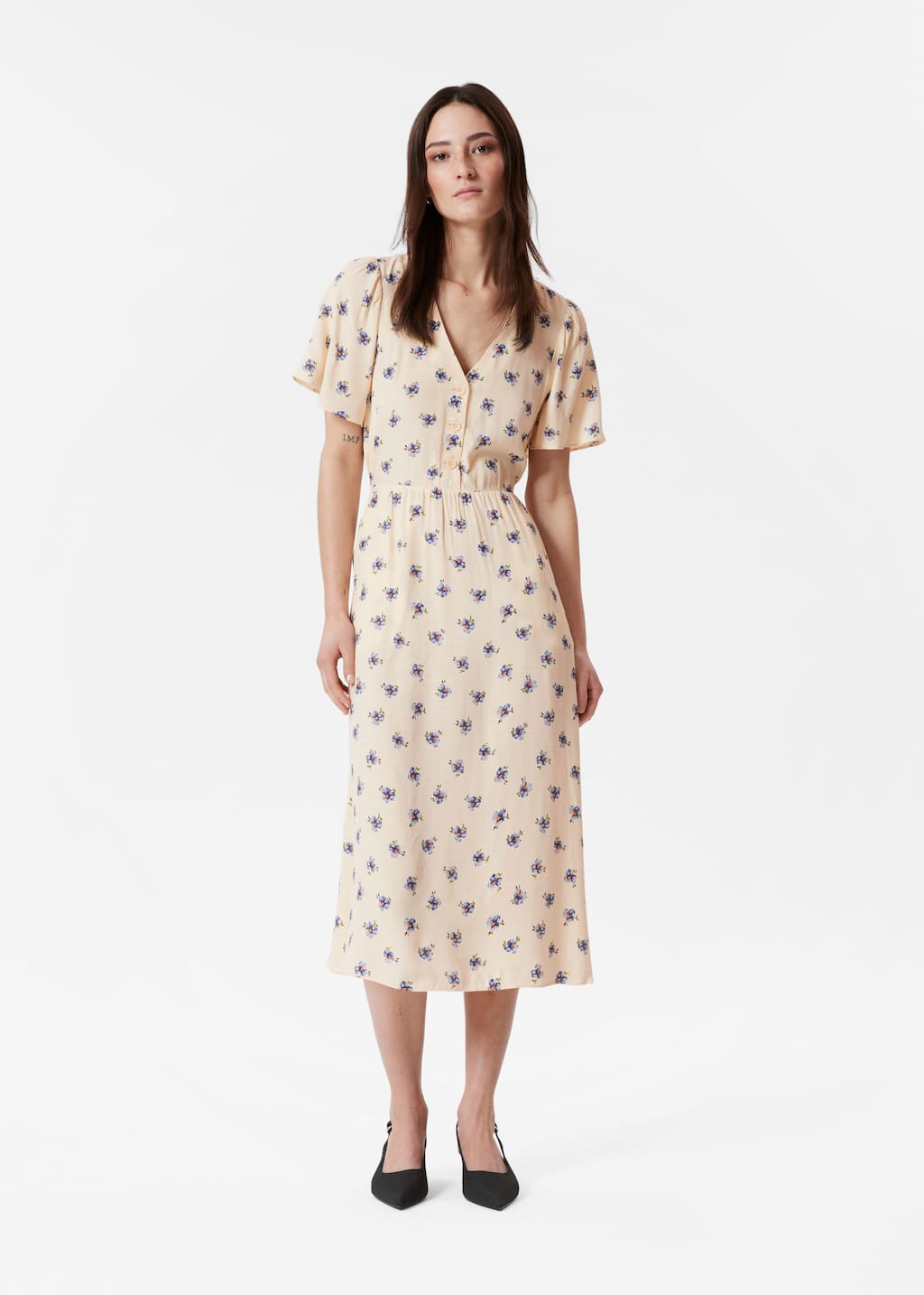 Robe midi à manches volantées - Imprimé noir - Lookbook