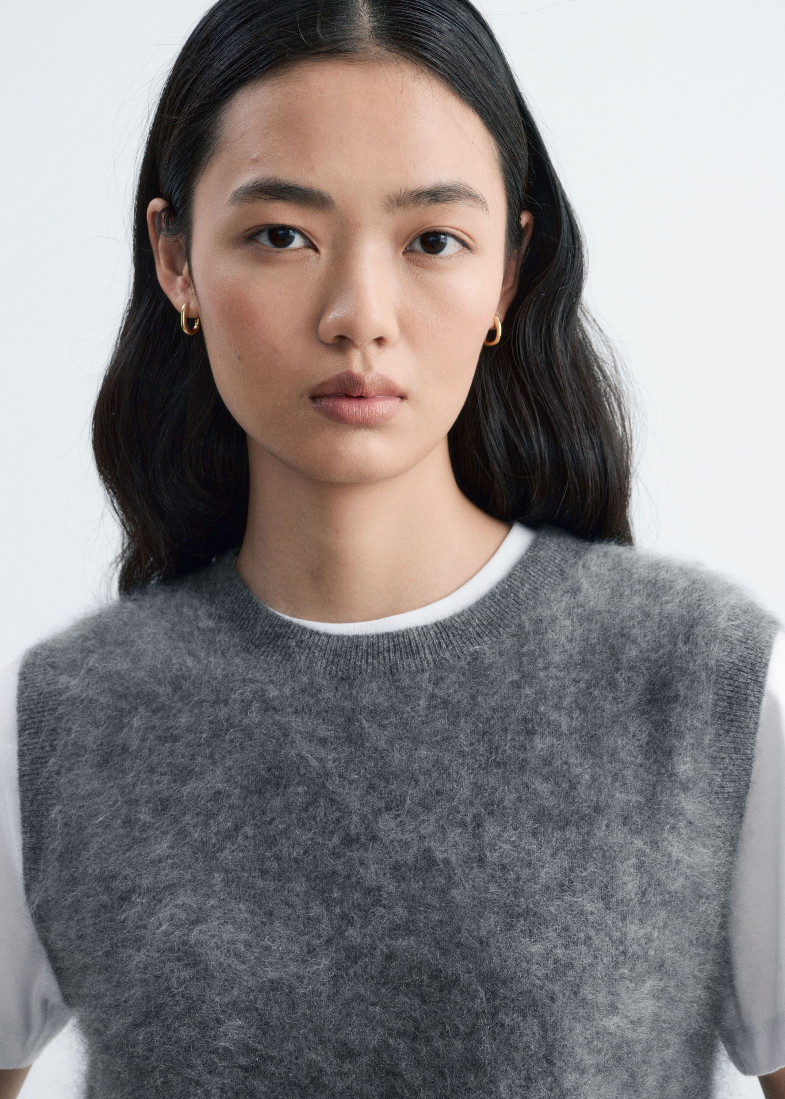 Brushed Cashmere Vest - Grey - Lookbook