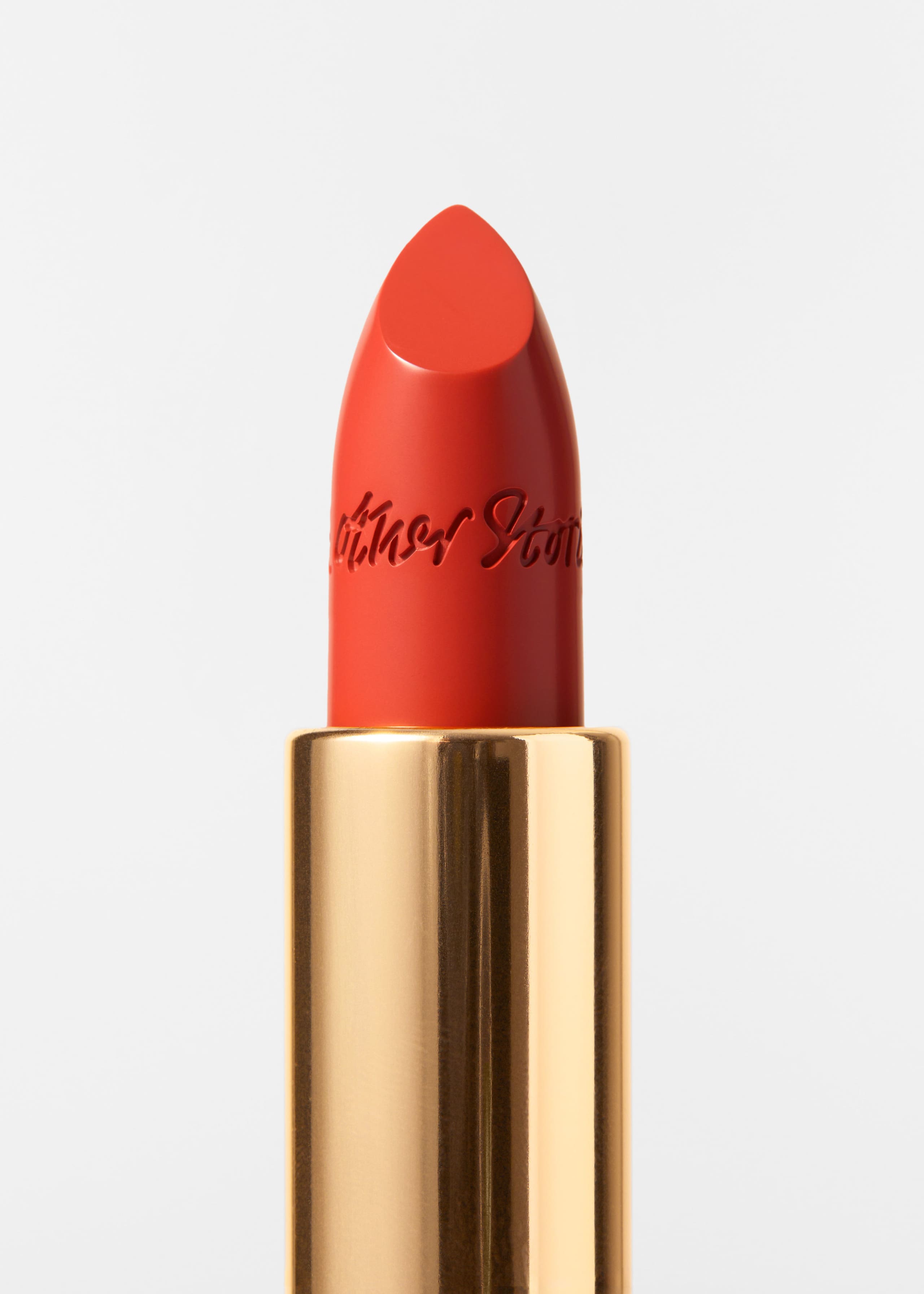 Satin Lip Colour - {{variantName}} - Descriptive Detail