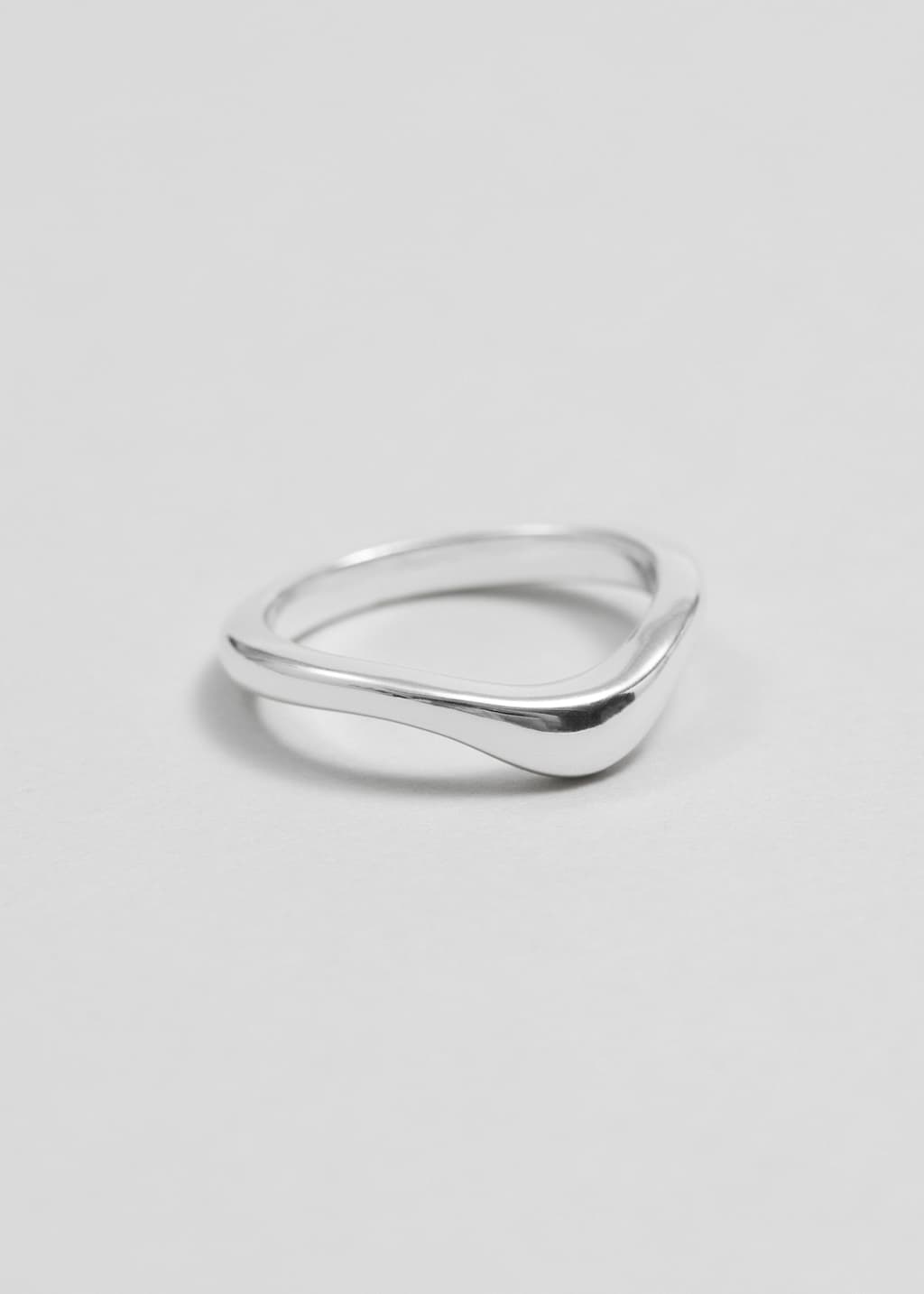 Bague ondulée