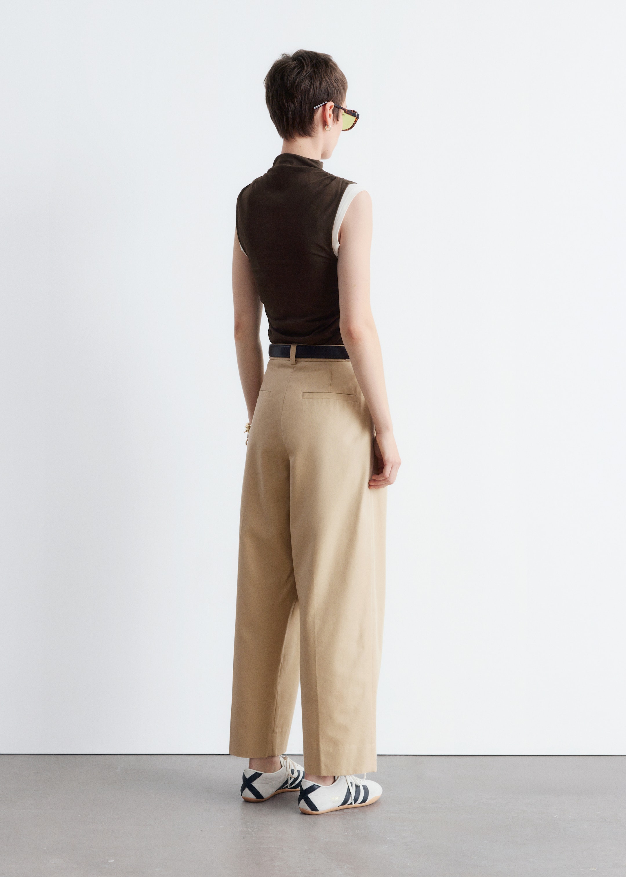 Agrandir l'image: Pantalon fuselé à plis marqués - Beige - FEMME | H&M CH 5