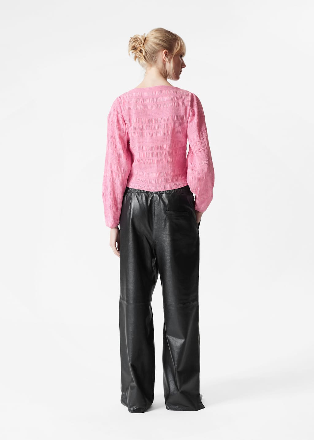 Haut à smocks et à encolure bateau - Rose - Lookbook