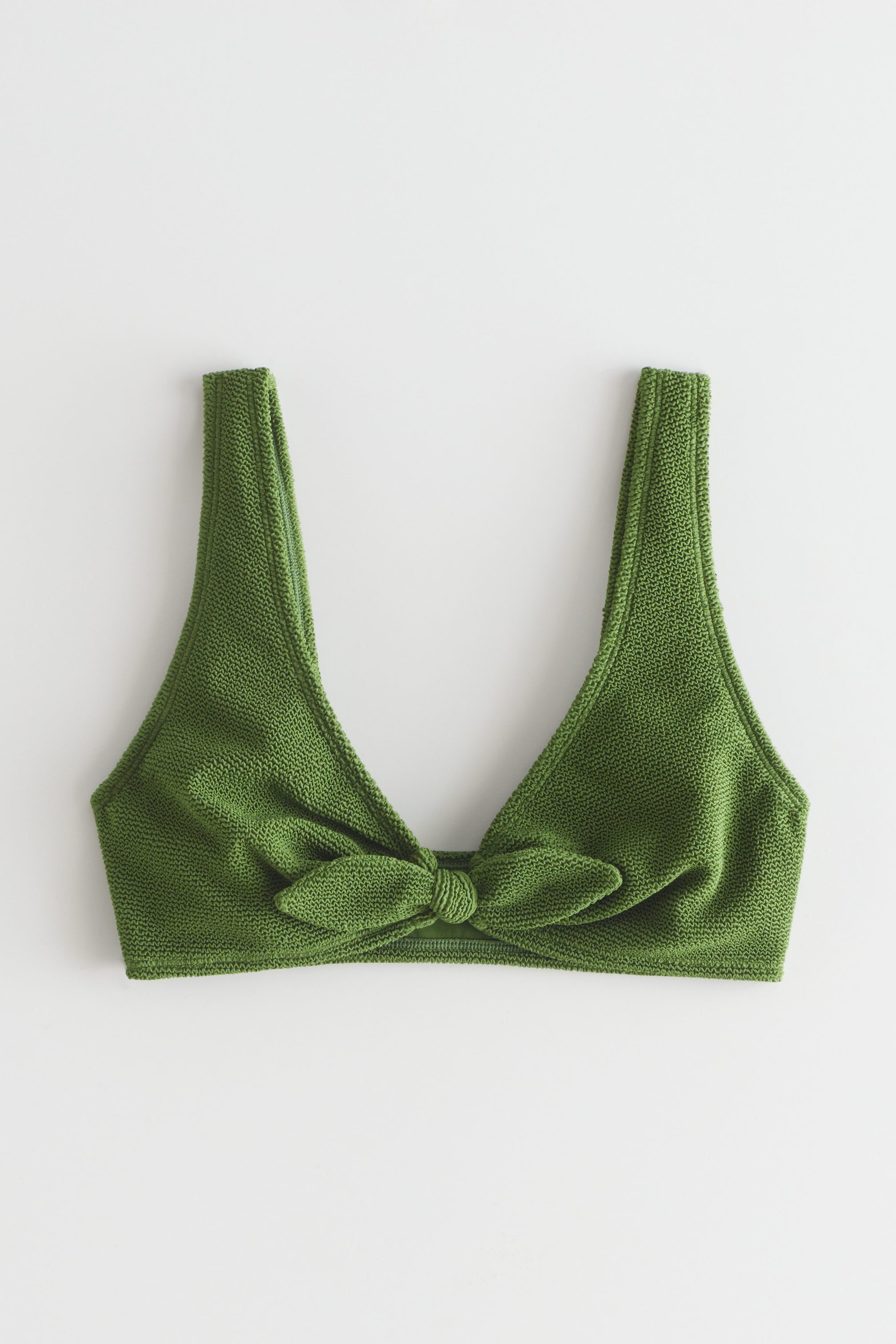 Vis større bilde: Crepe Knot Tie Bikini Top - Grønn - Ladies | H&M NO 1