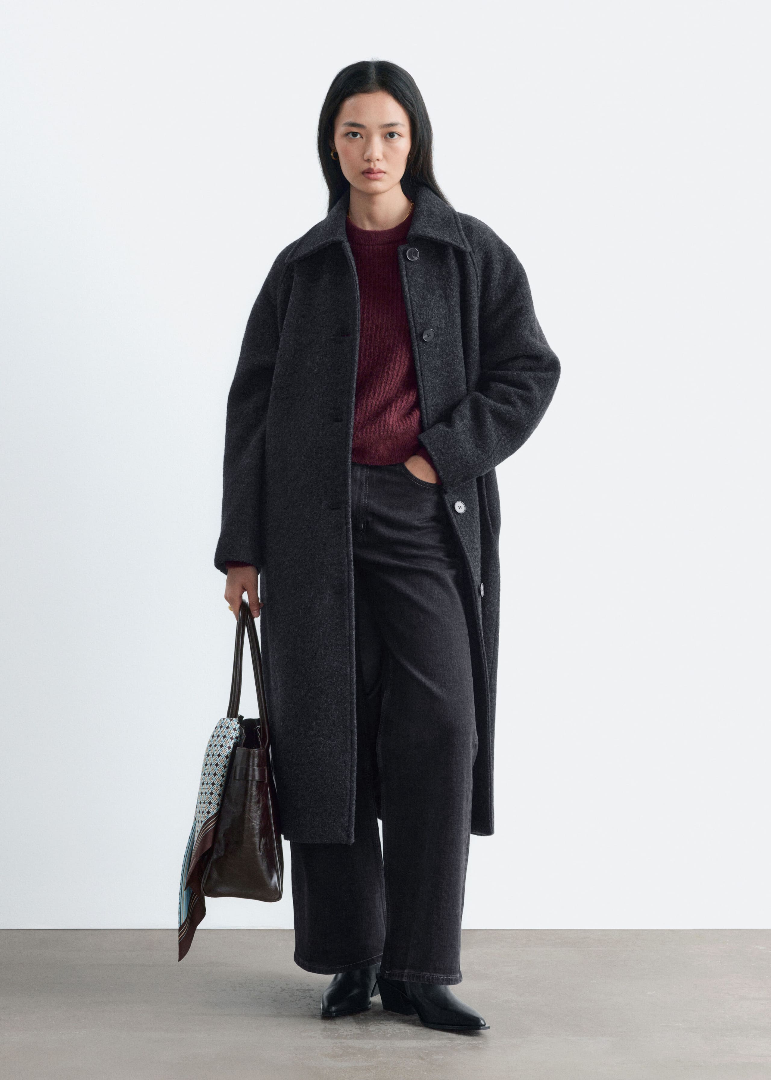 Jas van boucléwol - Donkerbruin - Lookbook